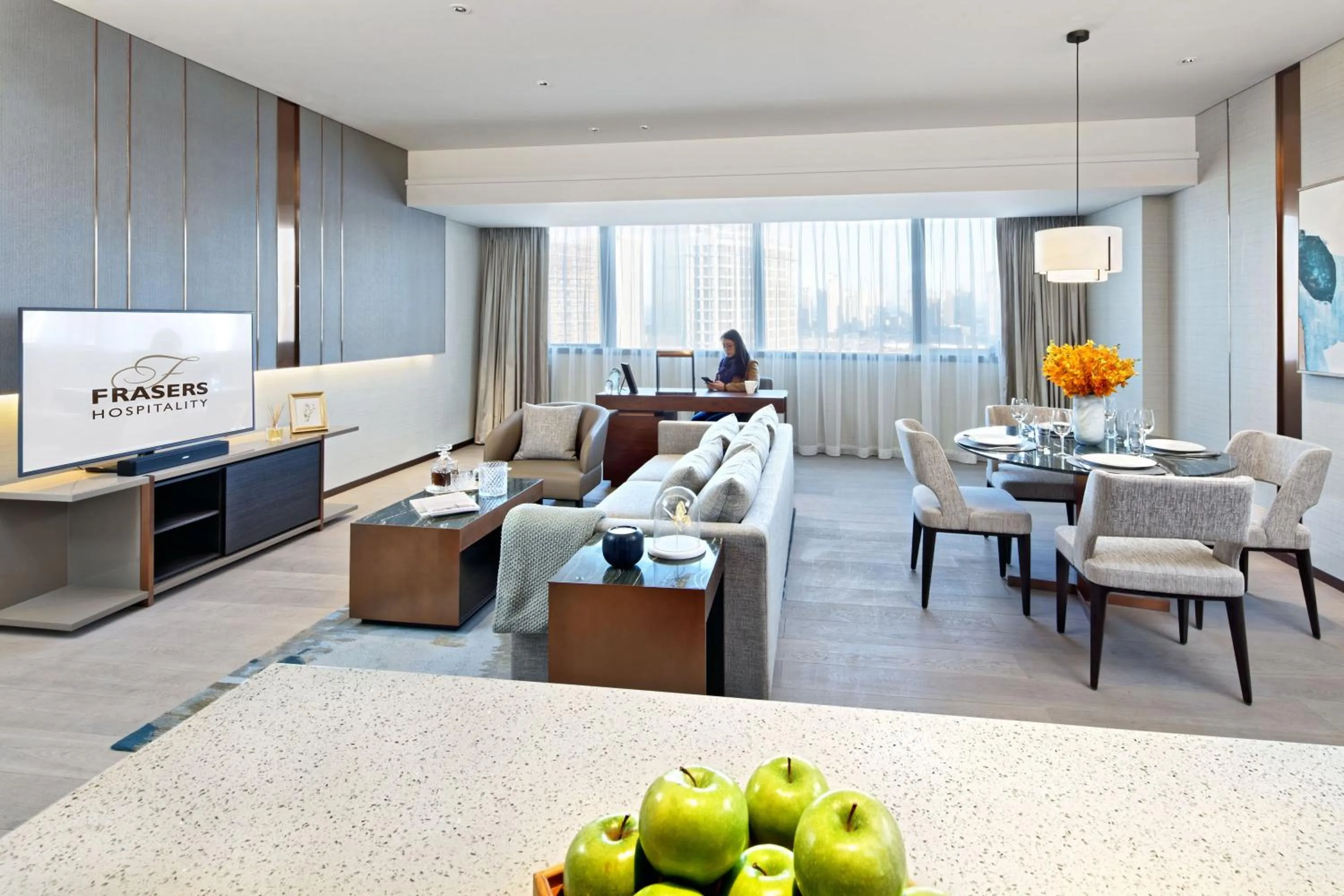 Living room in Fraser Suites Dalian