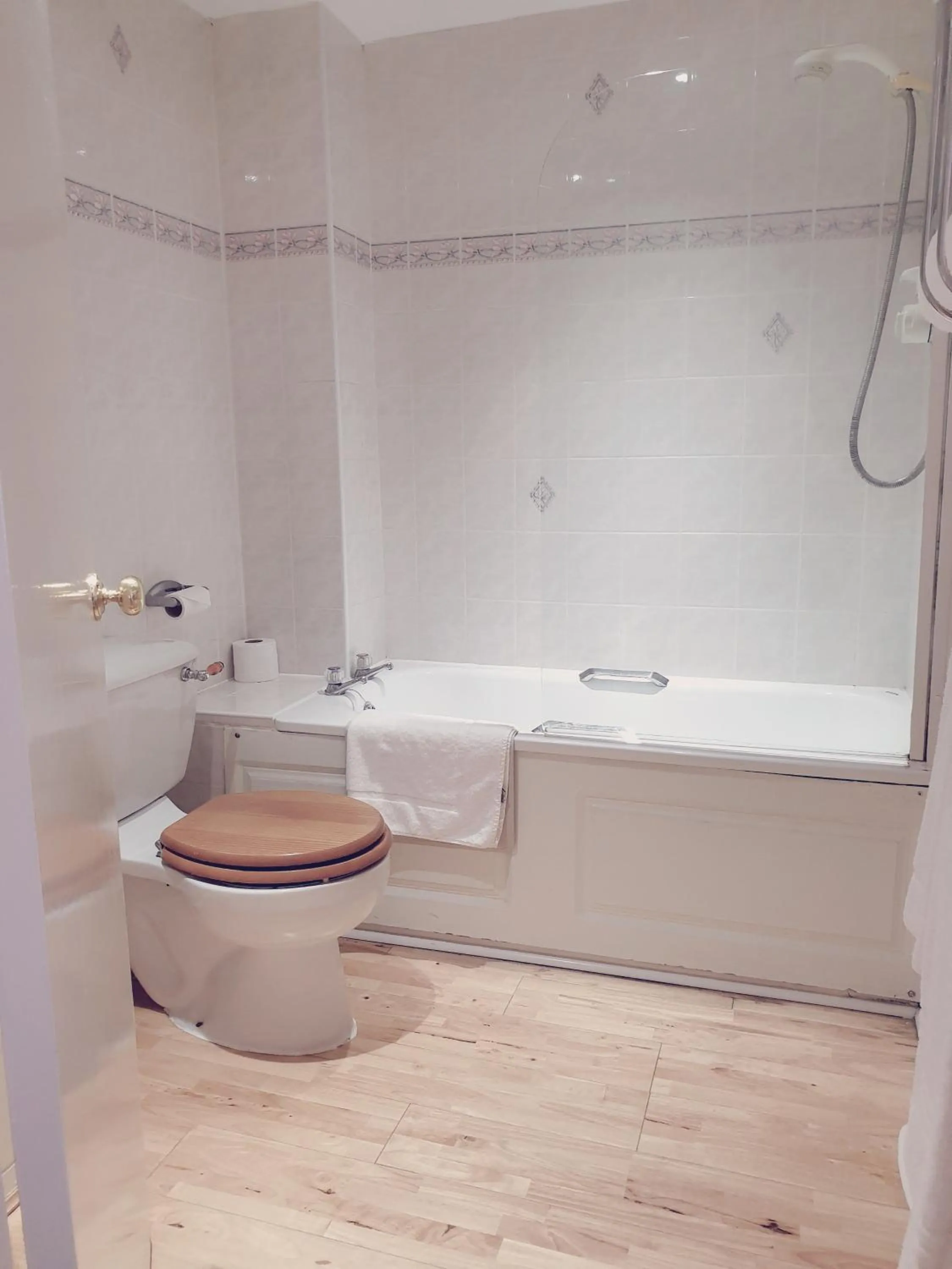 Bathroom in The Crown House Inn