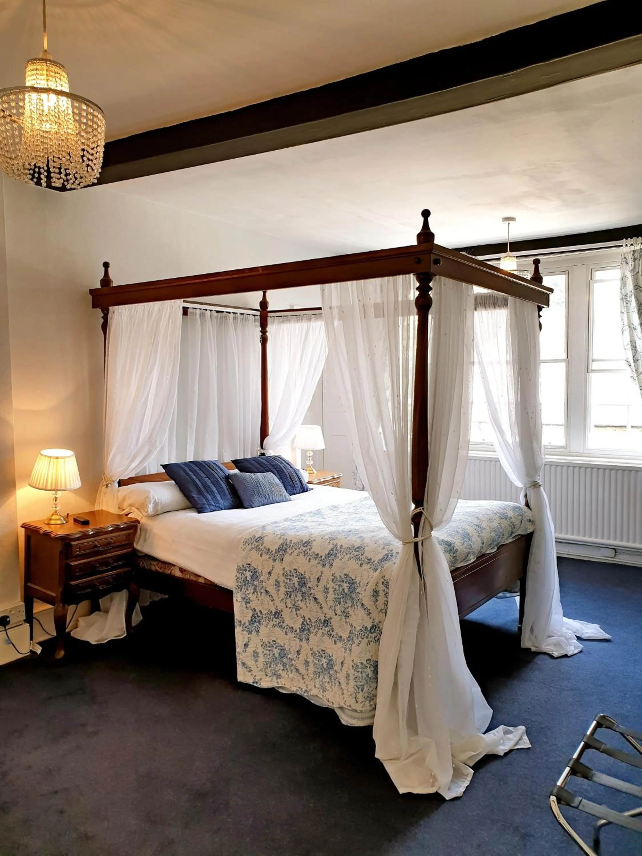 Bedroom, Bed in The Crown House Inn