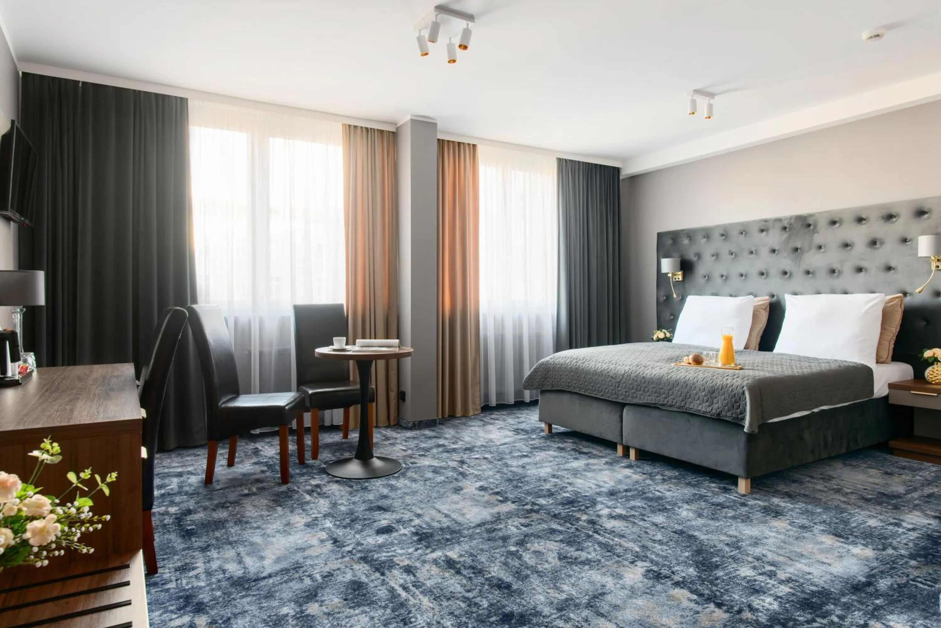 Large Double Room in Hotel Mieszko