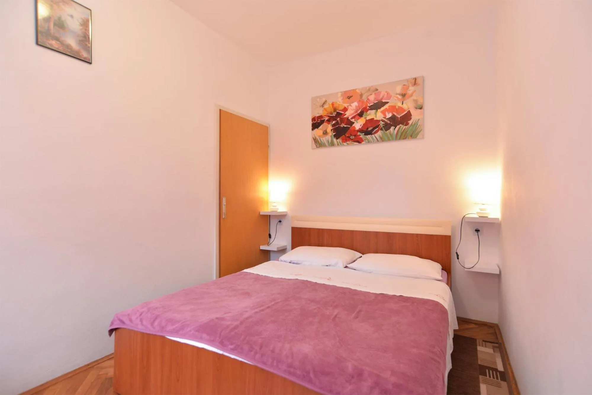 Bed in Apartments Fazana 407