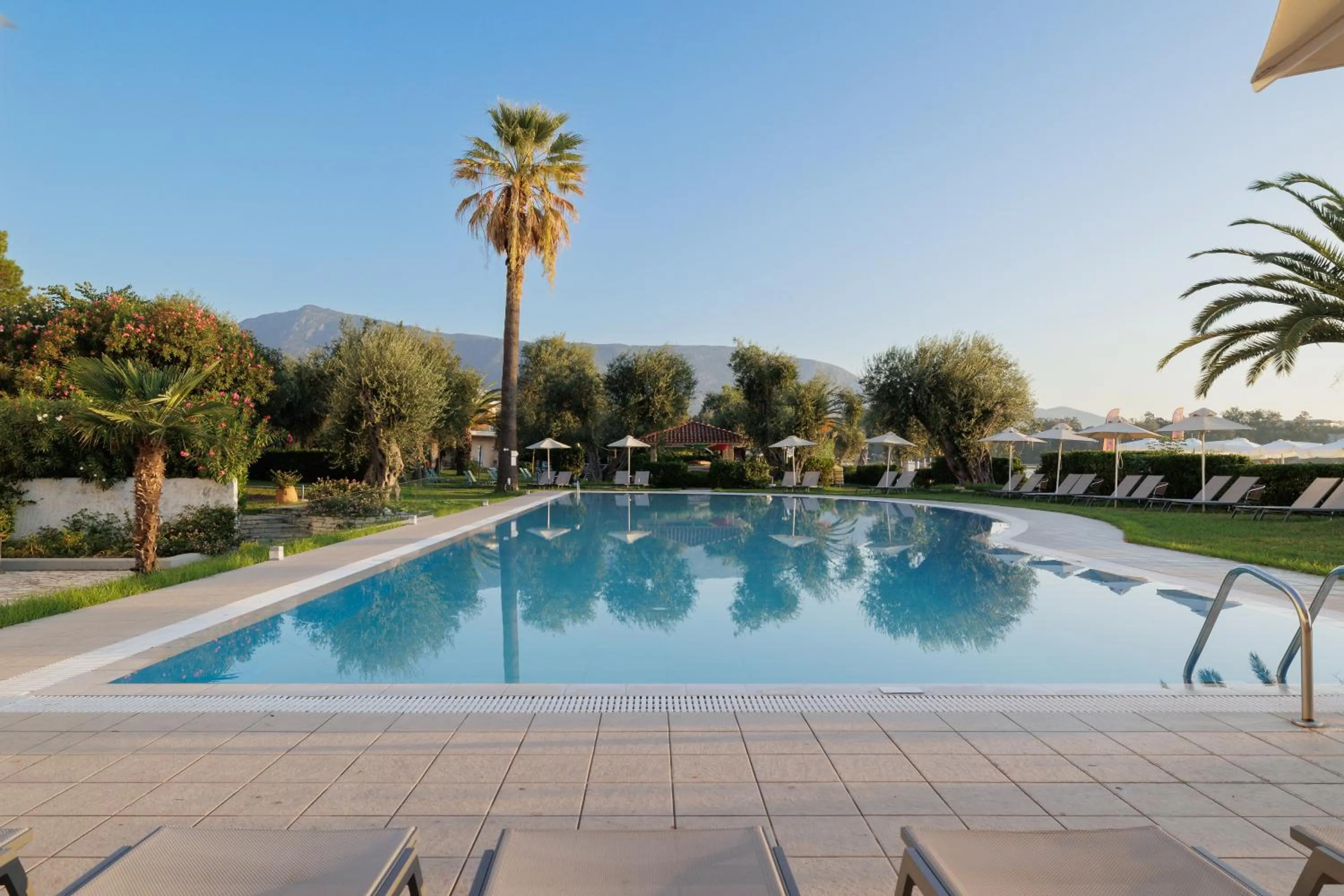 Swimming pool in Elea Beach Hotel
