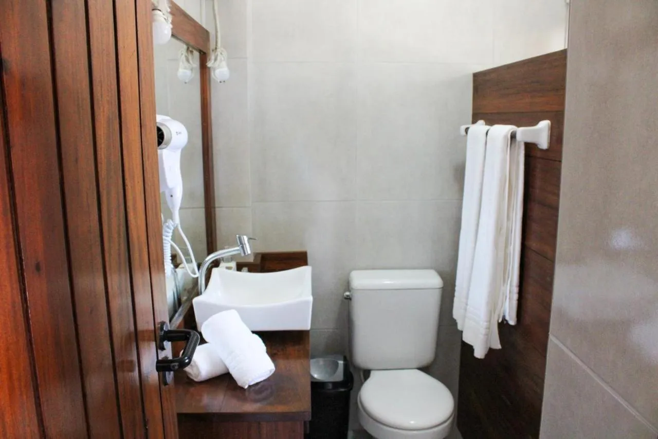 Bathroom in Pousada dos Hibiscus