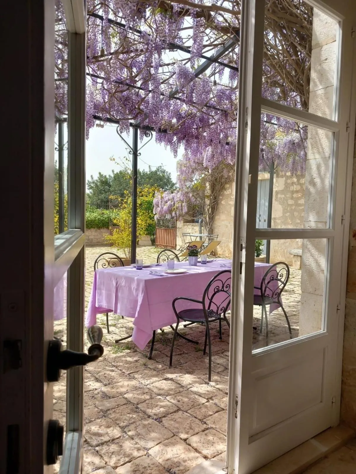 Restaurant/places to eat in Masseria Cianciò
