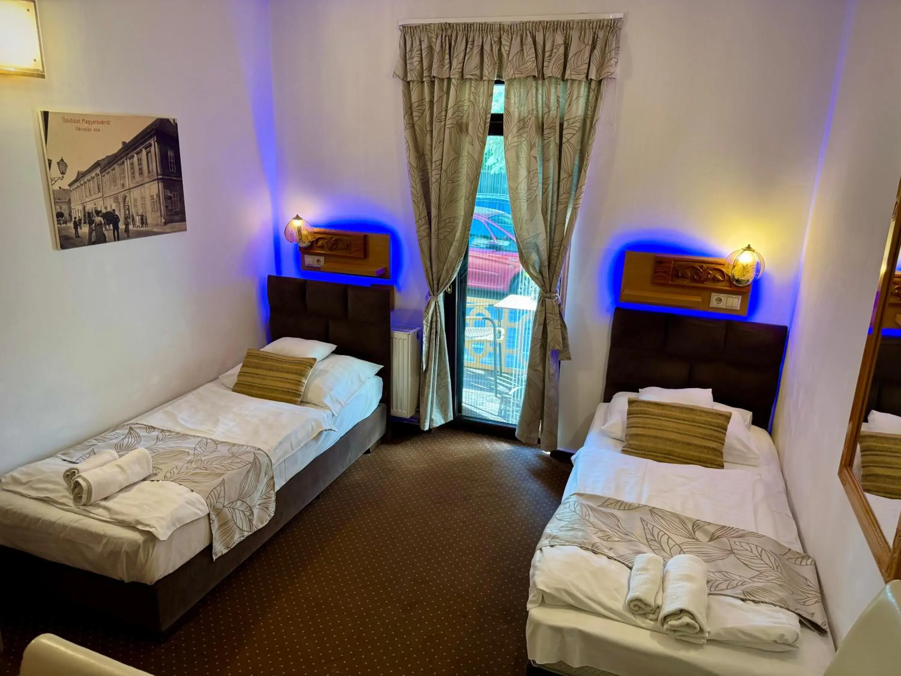 Twin Room with Balcony - single occupancy in Fészek Fogadó - Pension Nest Twin Room with Balcony - single occupancy in Fészek Fogadó - Pension Nest