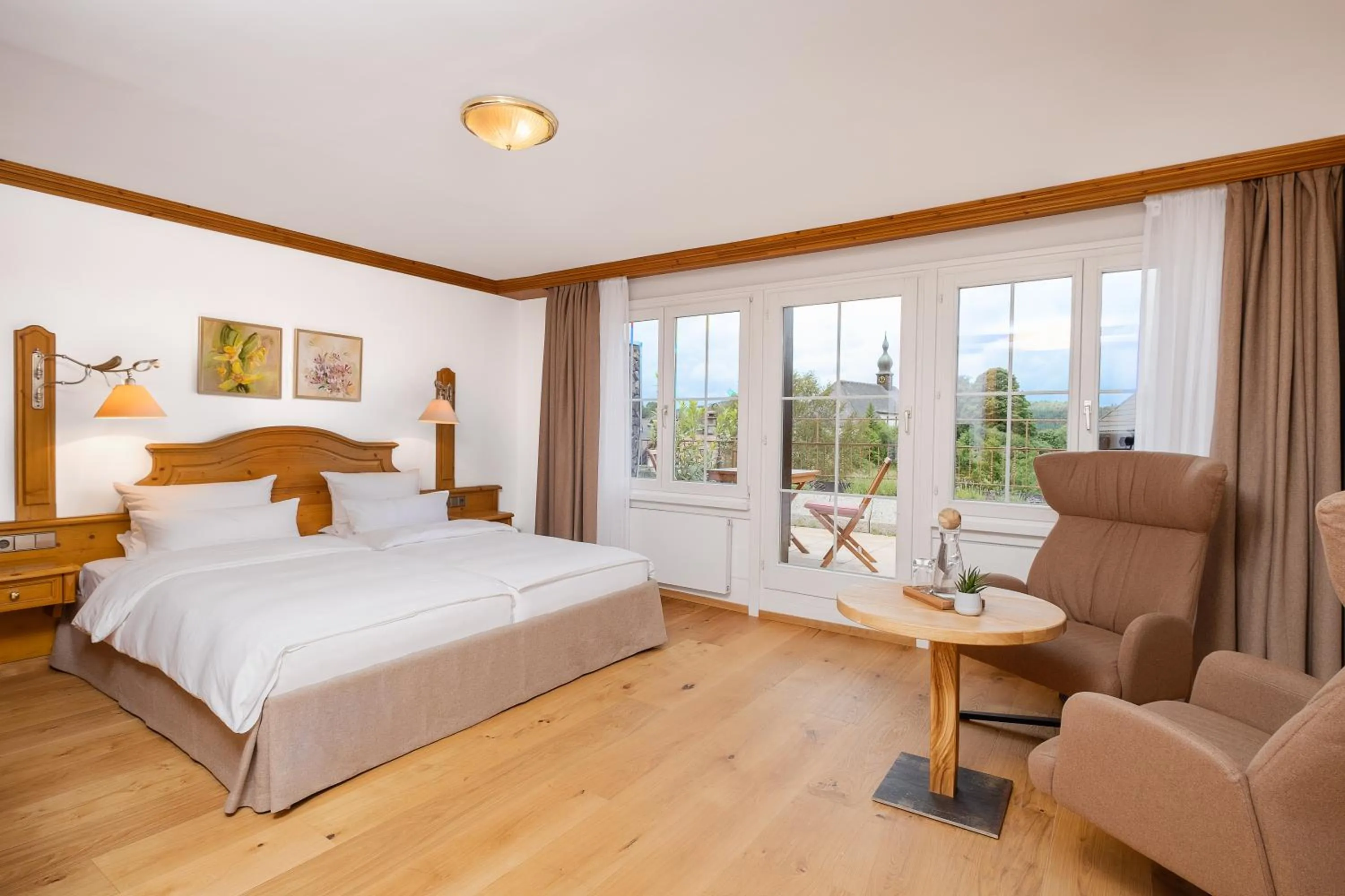 Bedroom, Bed in ADLER HÄUSERN Gourmet & Spa Hotel