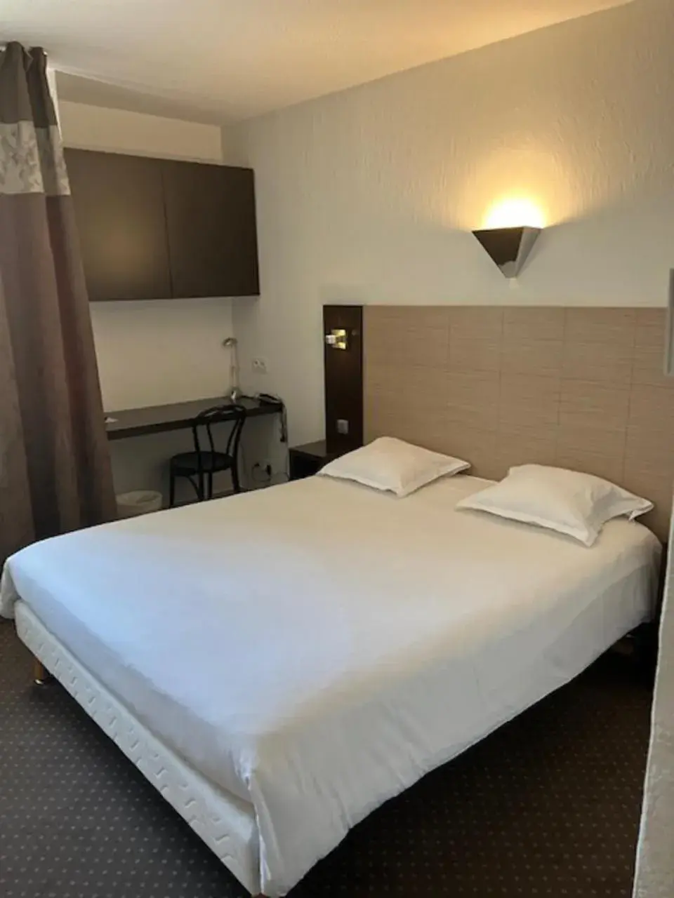 Bedroom, Bed in Adonis Arc Hotel Aix Bedroom, Bed in Adonis Arc Hotel Aix