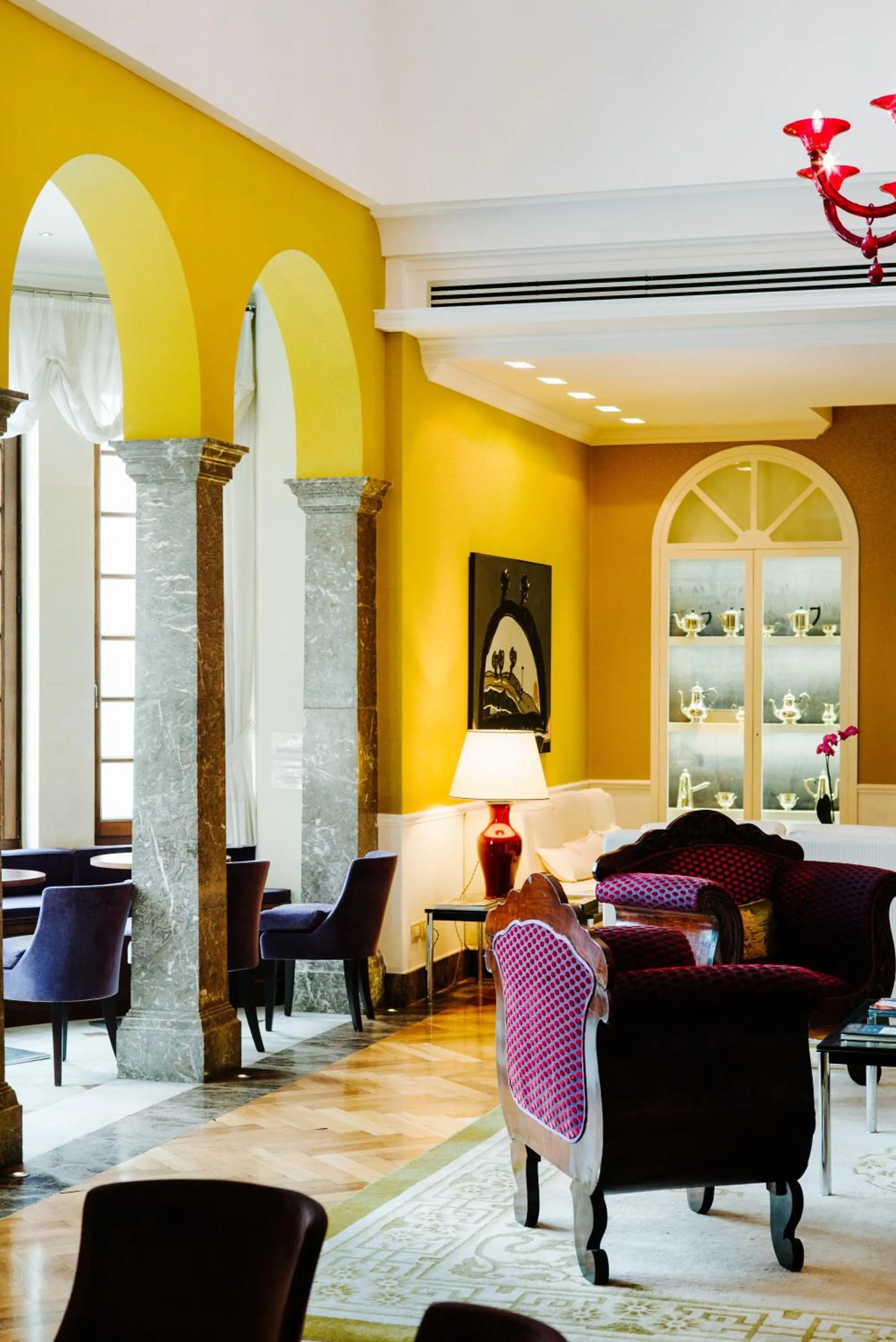 Lounge or bar in The Ashbee Hotel - The Leading Hotels of the World