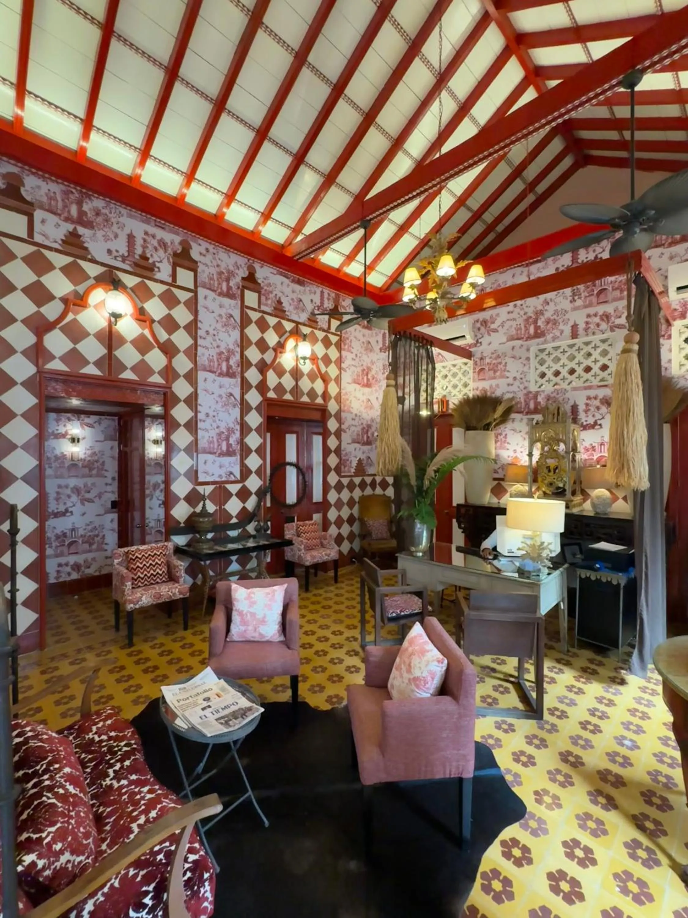 Living room in Hotel Casa Lola Deluxe Gallery