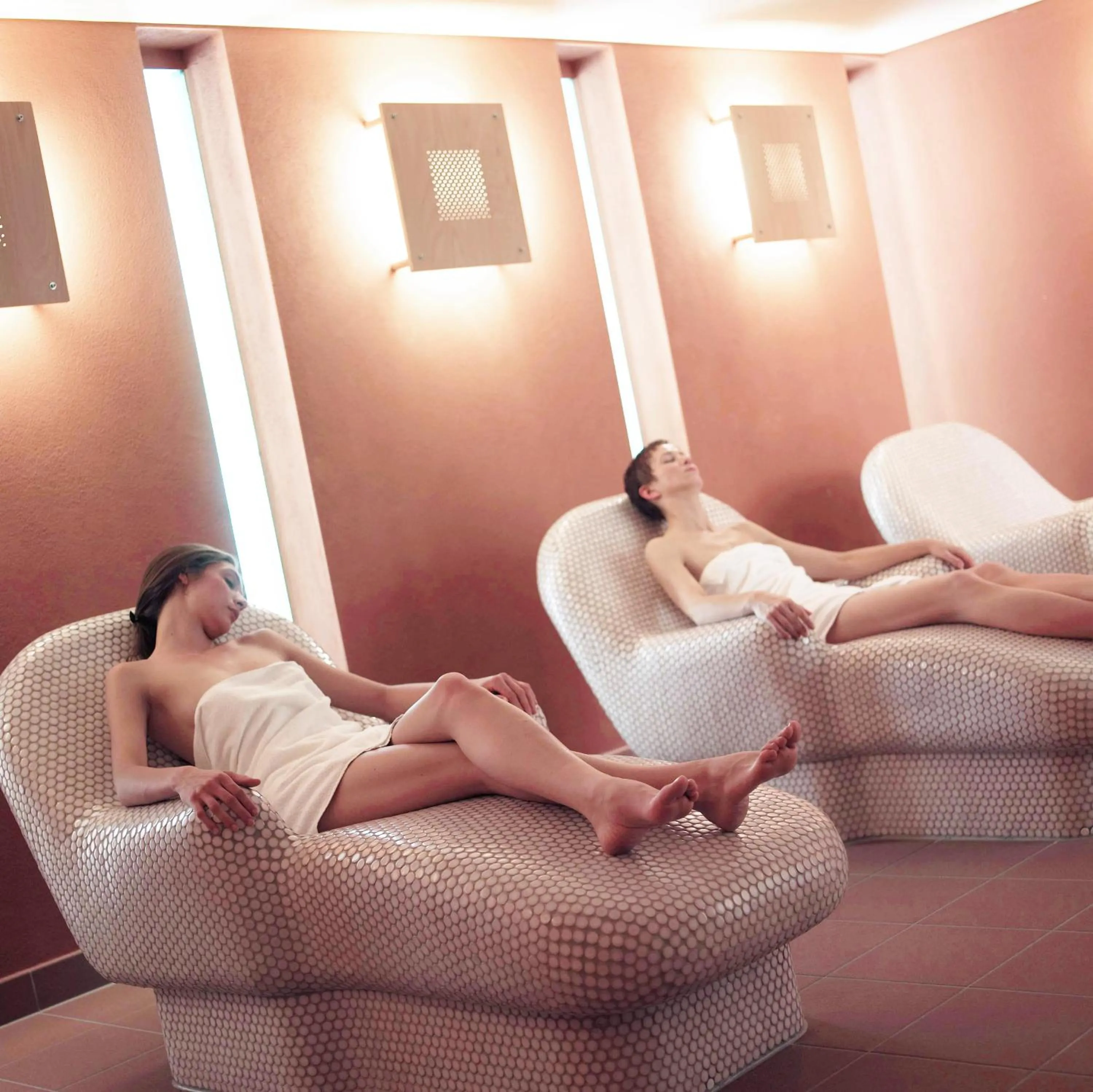 People in Villa Welcome