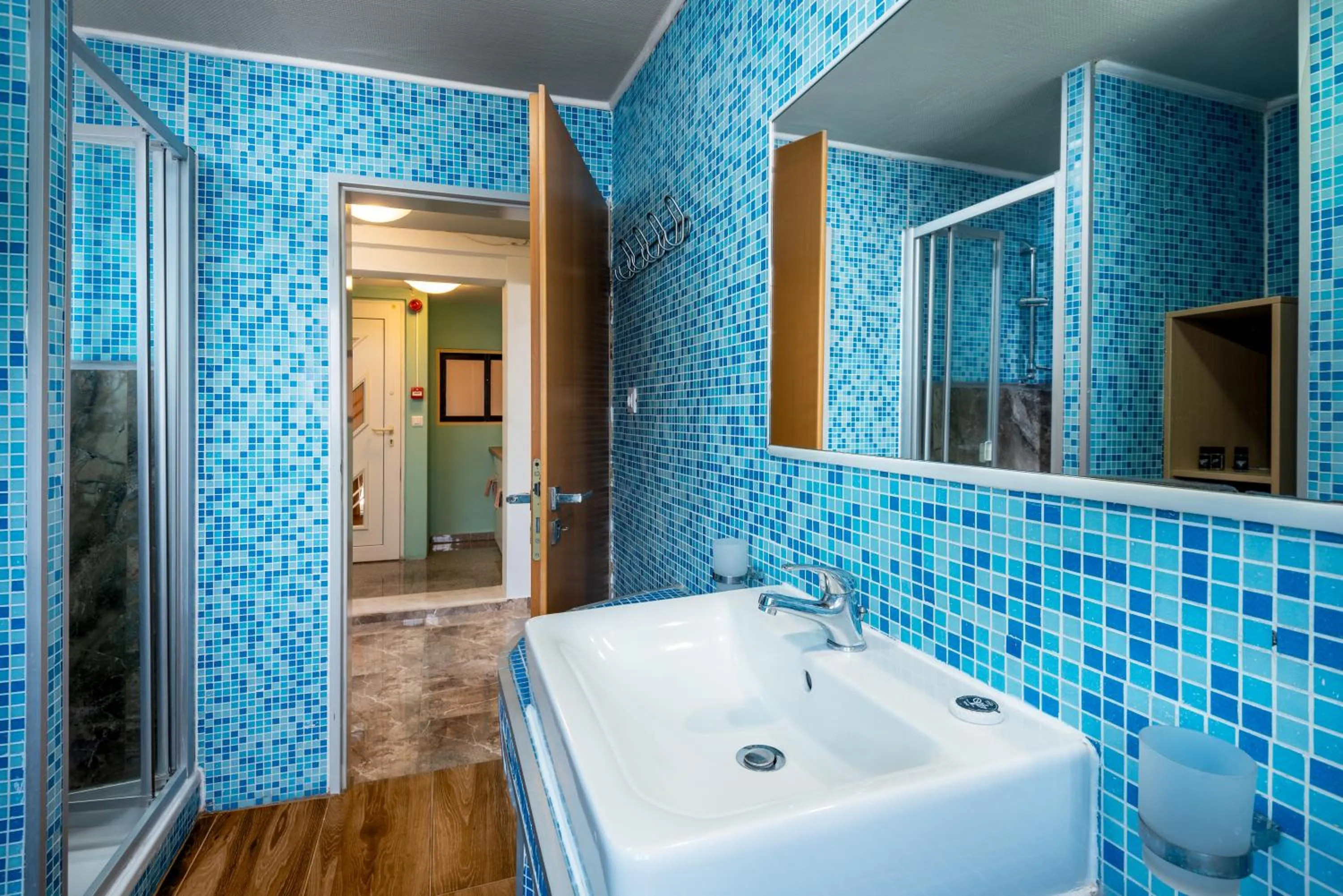 Comfort Hotel Apartments