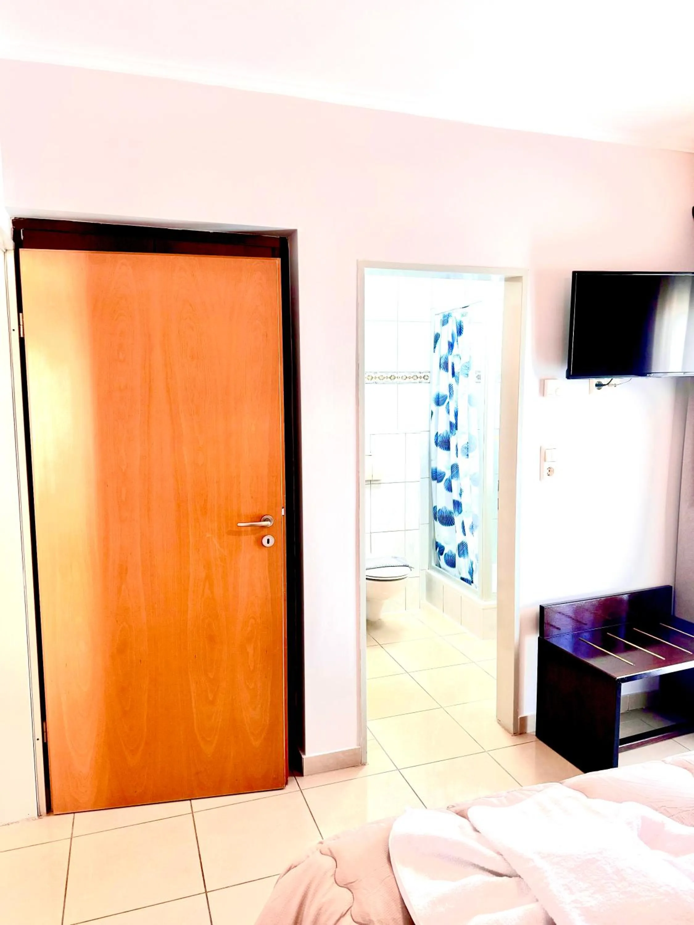 Bedroom, Bed in Comfort Hotel Apartments