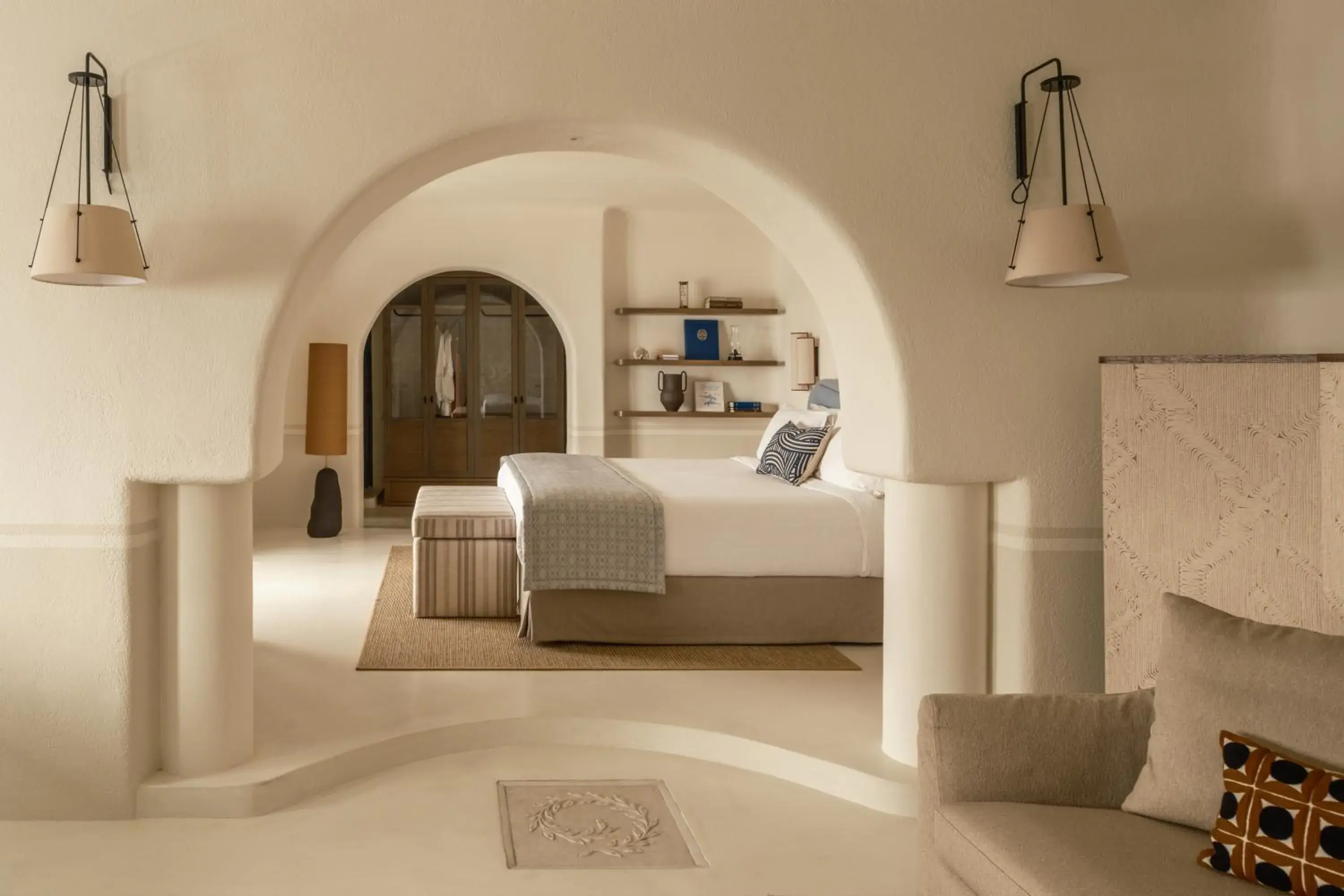 Grand Suite with Private Pool and Caldera View in Homeric Poems Grand Suite with Private Pool and Caldera View in Homeric Poems