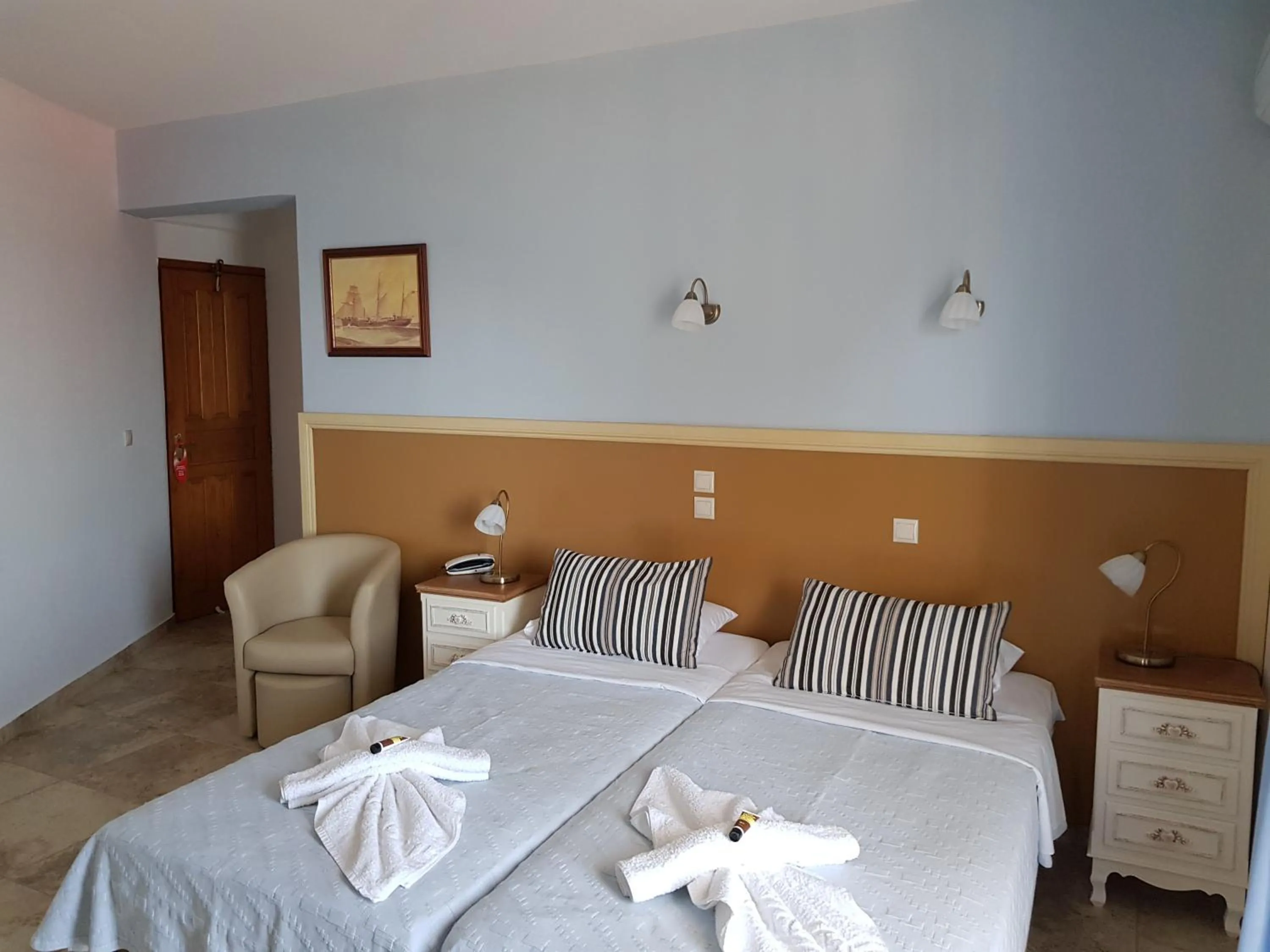 Bed in Filoxenia Hotel Monemvasia