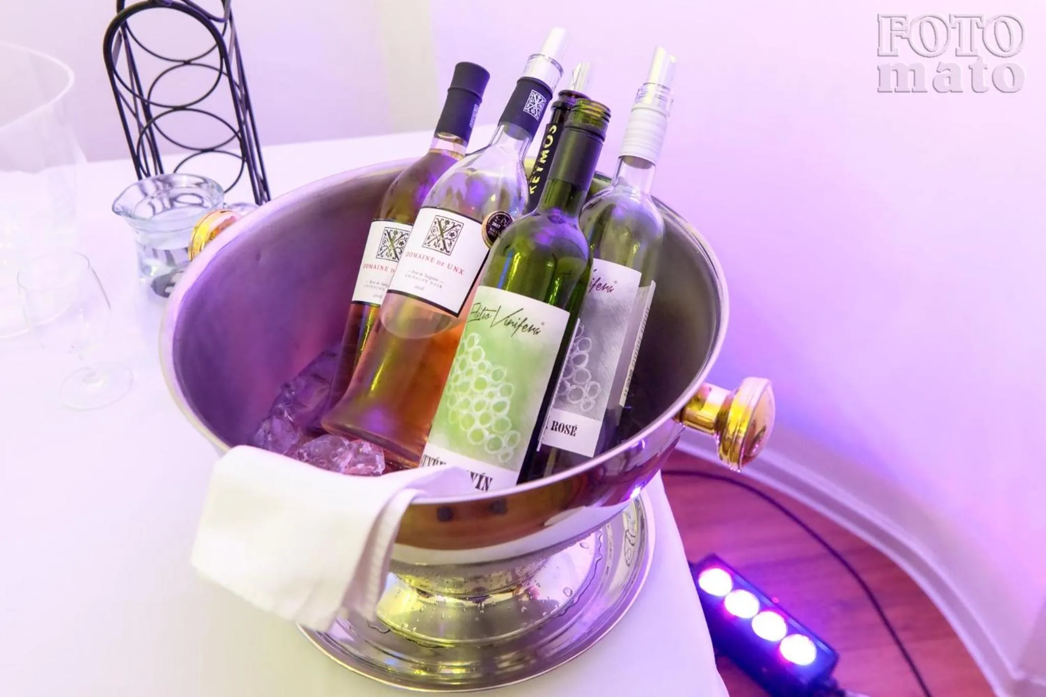 Restaurant/places to eat in Hotel Margit