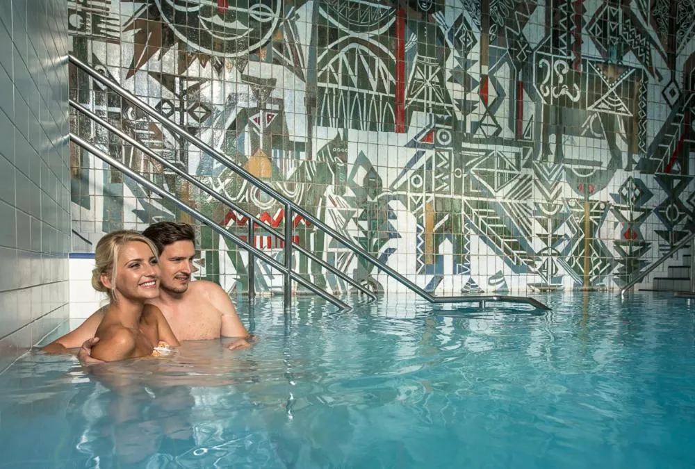 Swimming pool in Hotel Margit