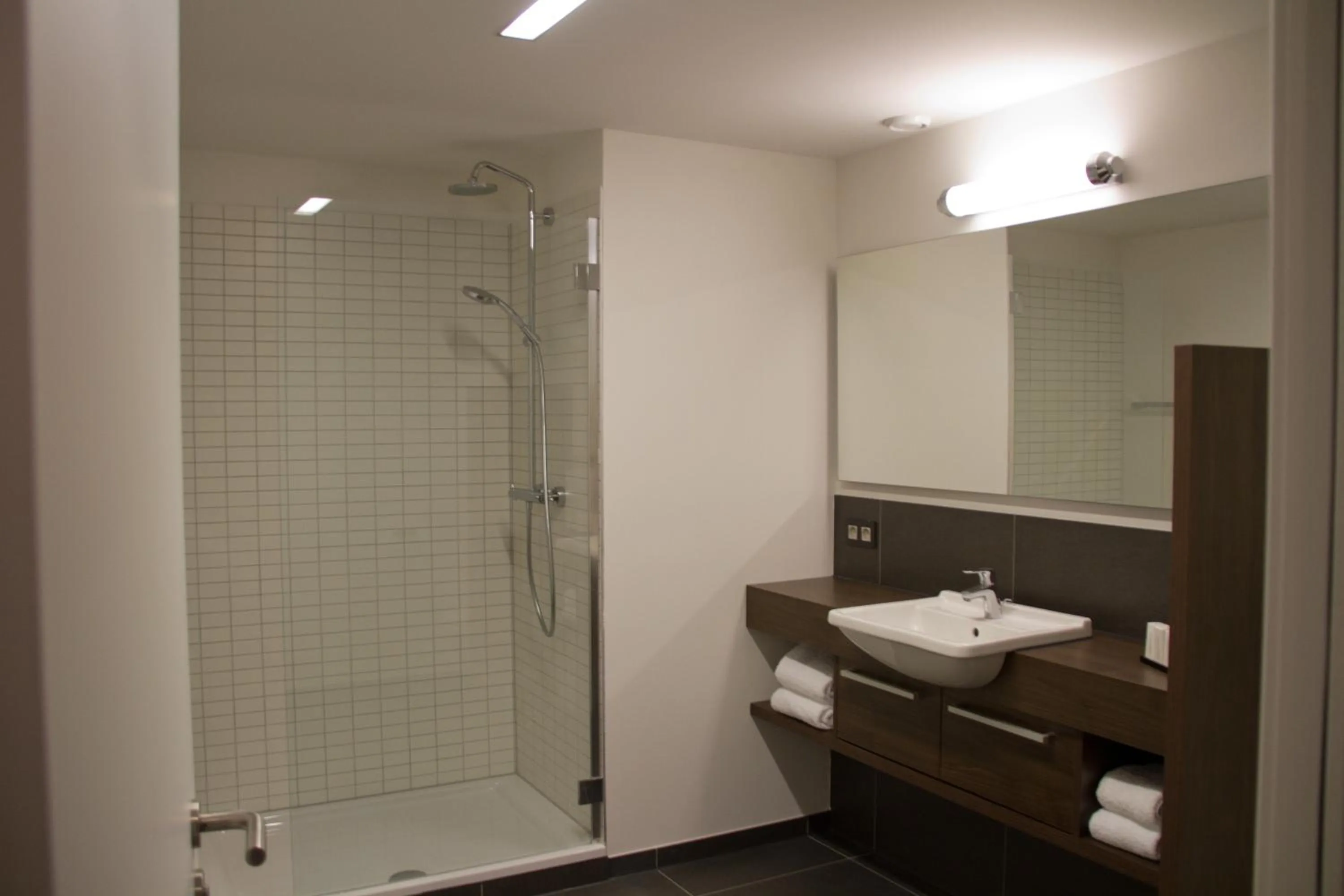 Bathroom in Hotel De Boskar Peer