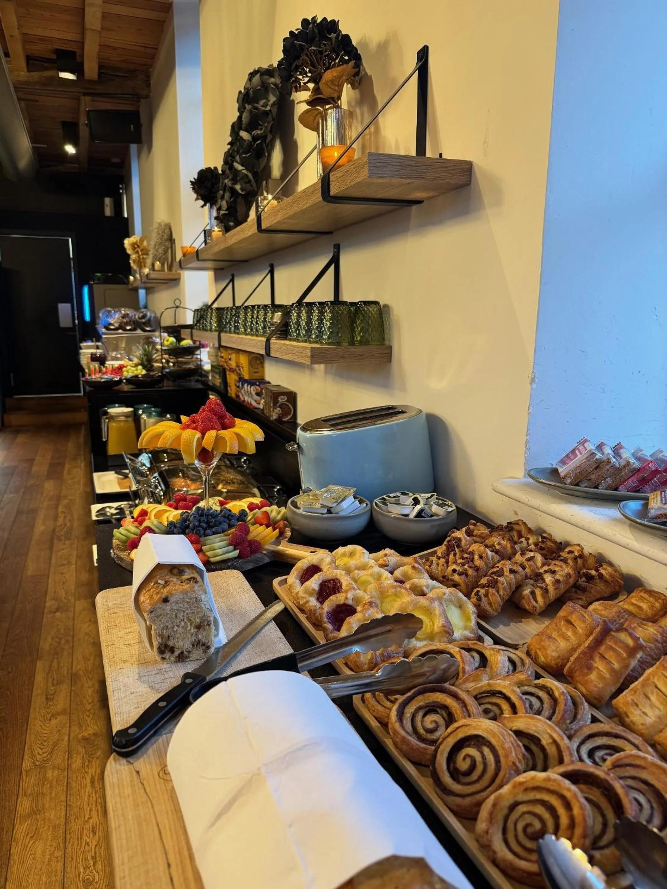 Breakfast in Hotel De Boskar Peer