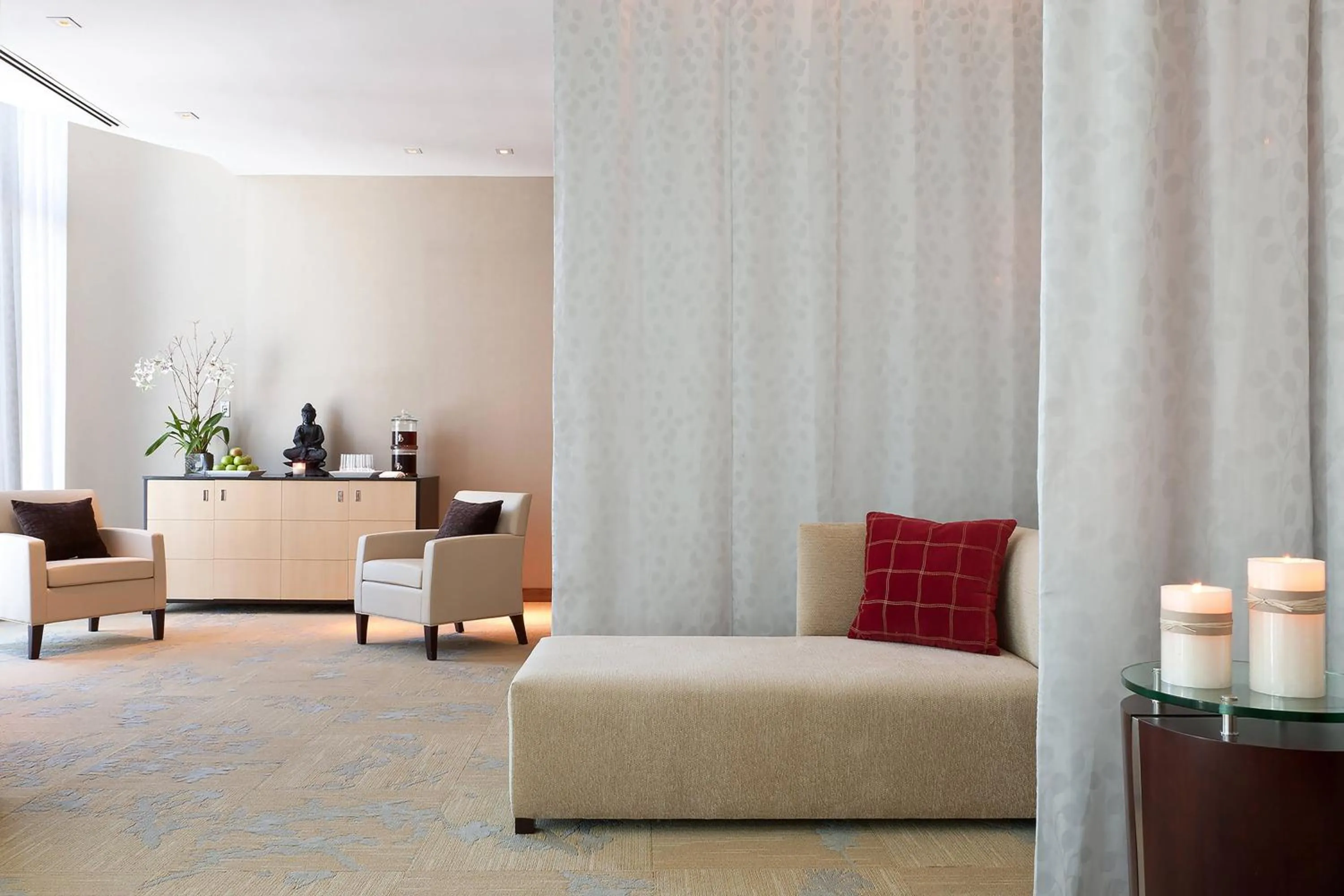 Spa and wellness centre/facilities in Hotel Beaux Arts, Autograph Collection