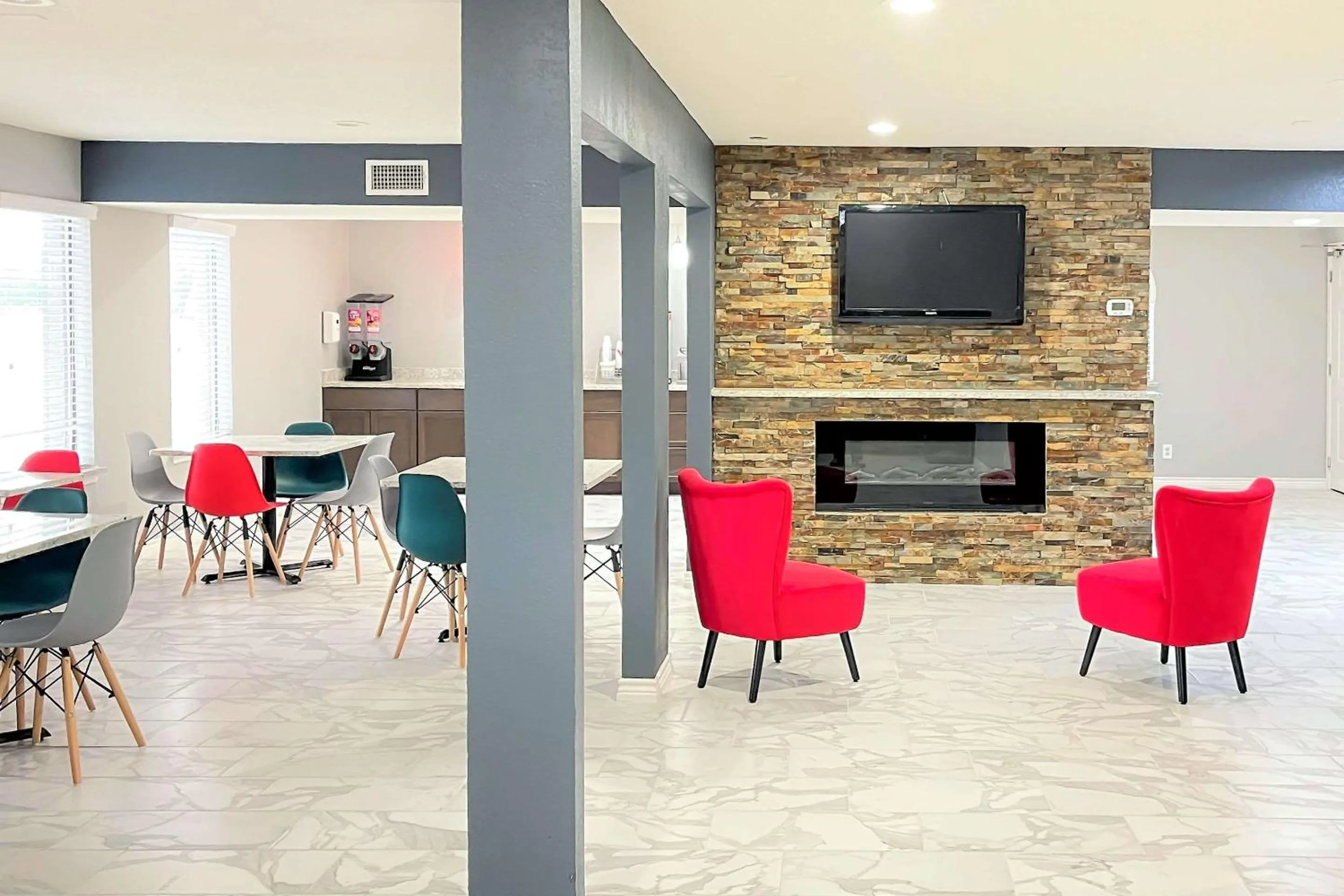 Lobby or reception in Econo Lodge Near Lackland Air Force Base-SeaWorld