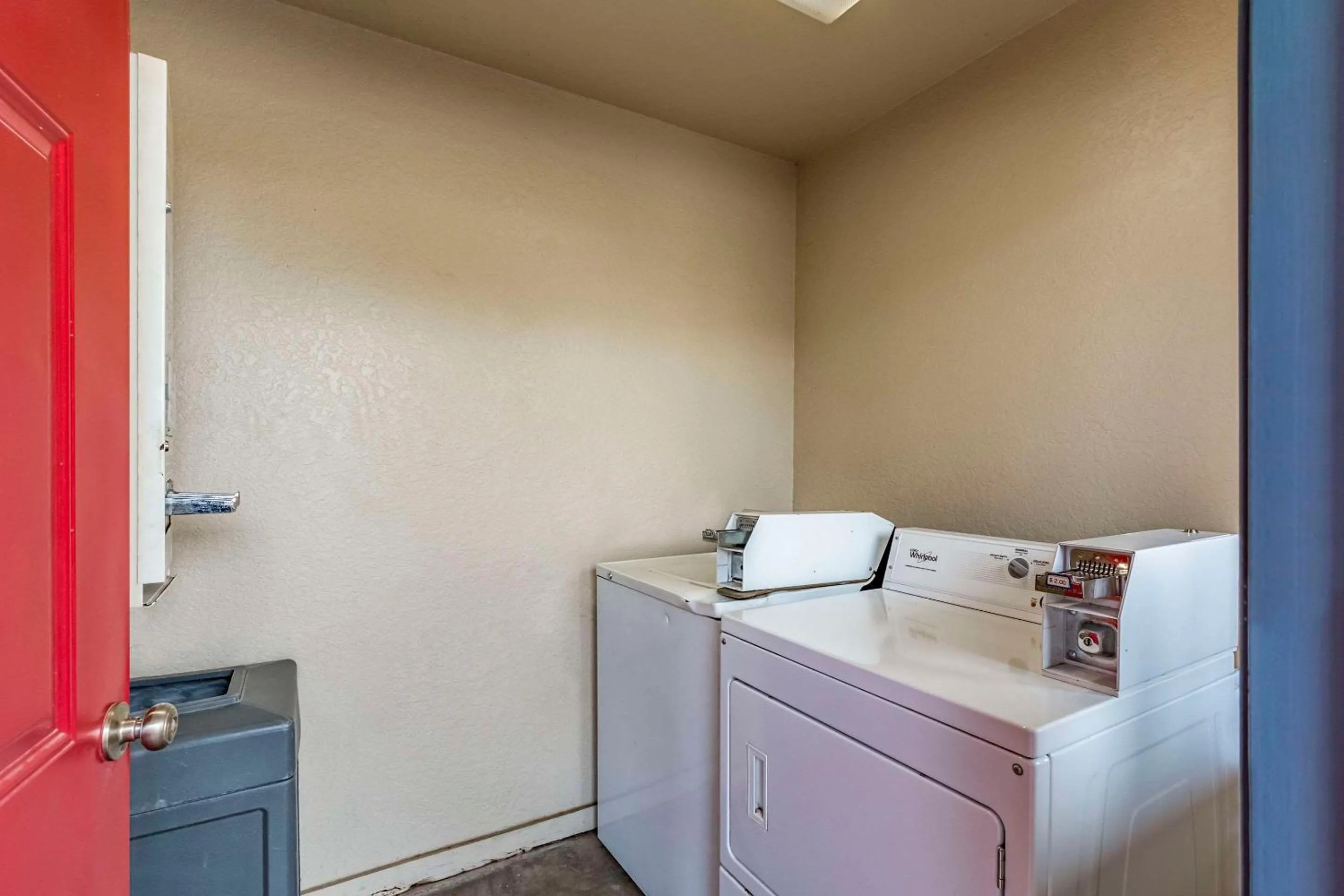 Other, Bed in Econo Lodge Near Lackland Air Force Base-SeaWorld