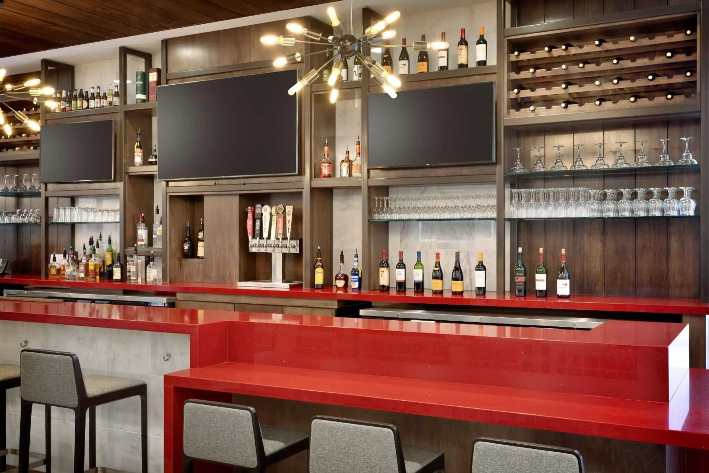 Lounge or bar in Hilton Garden Inn Lehi Lounge or bar in Hilton Garden Inn Lehi