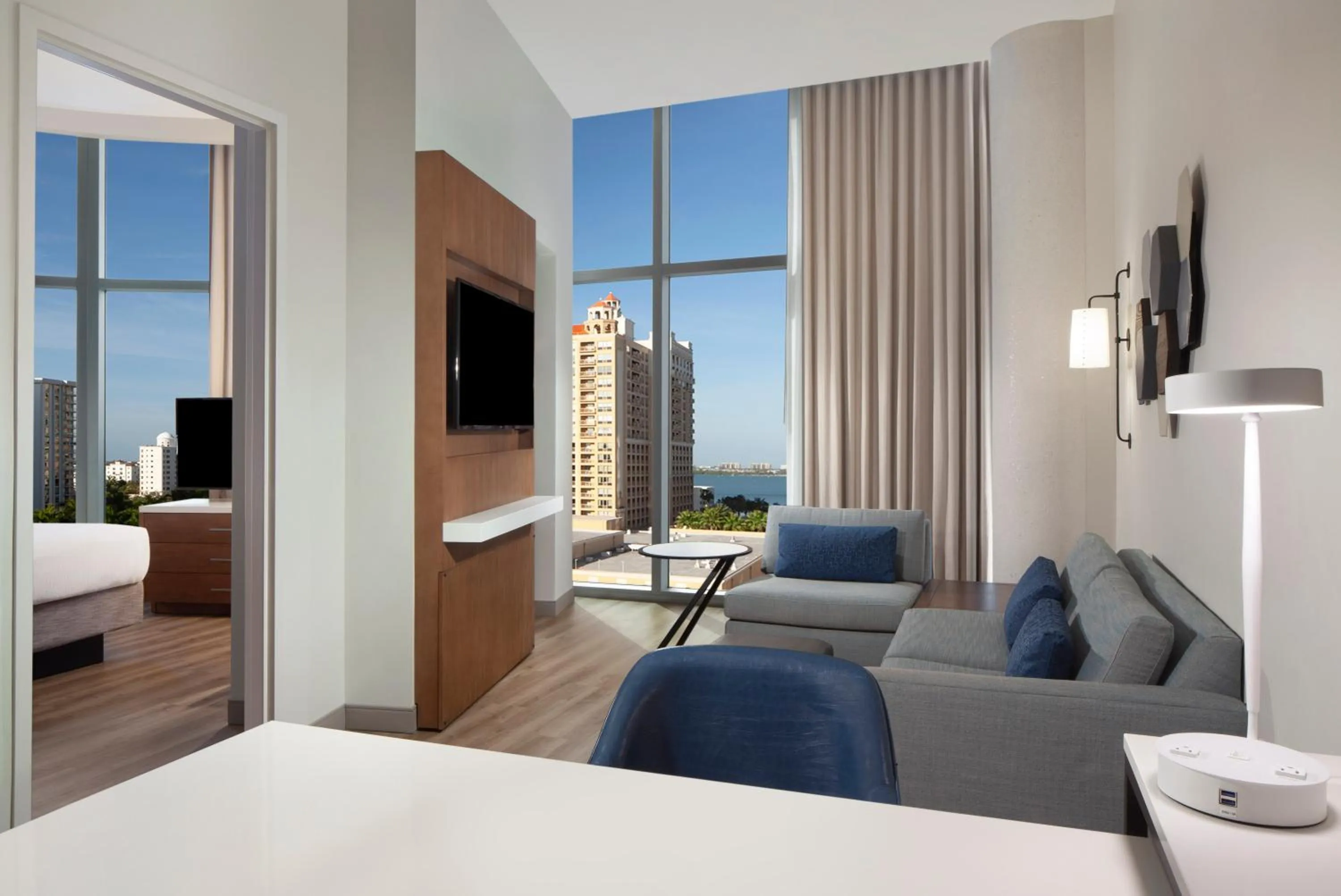 Living room, Bed in Embassy Suites By Hilton Sarasota