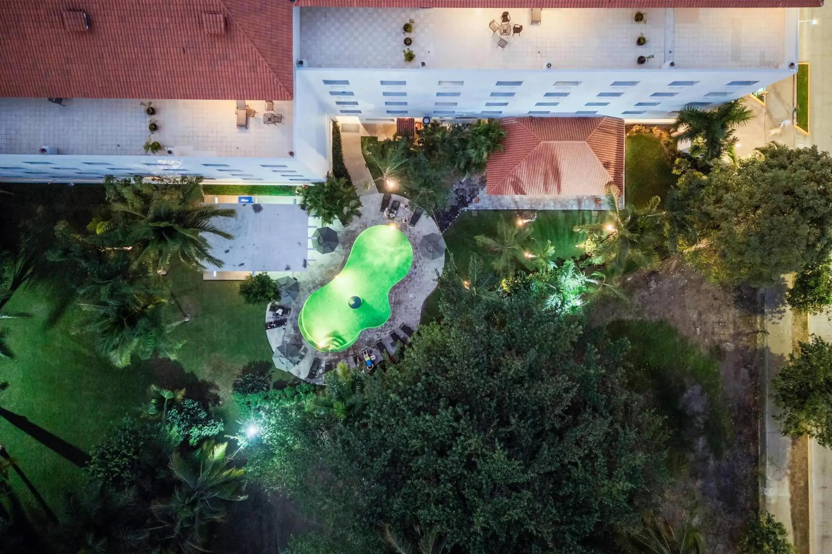 Swimming pool in Comfort Inn Puerto Vallarta Golfside & Marina Swimming pool in Comfort Inn Puerto Vallarta Golfside & Marina