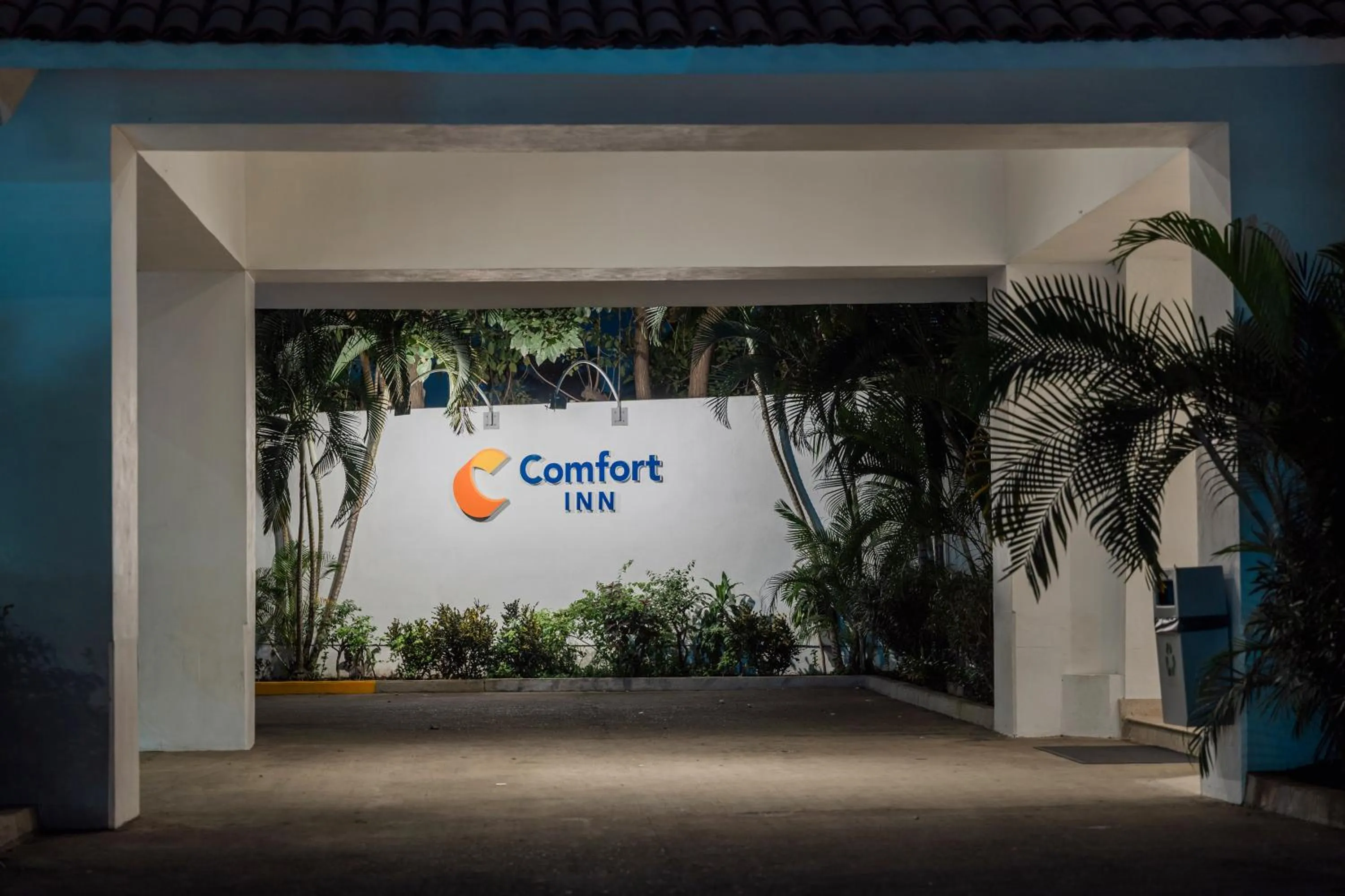 Property logo or sign in Comfort Inn Puerto Vallarta Golfside & Marina