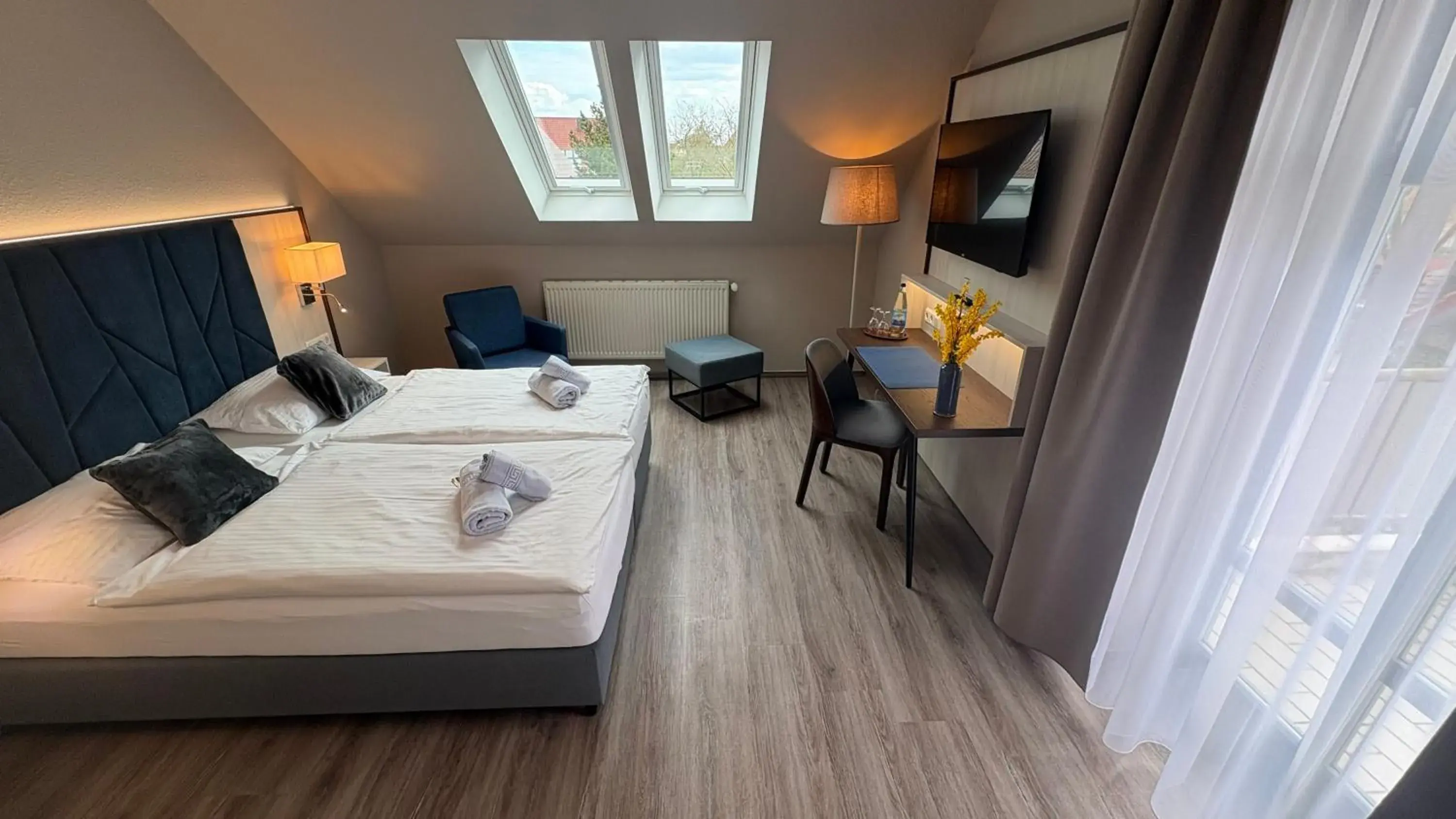 Double Room with Balcony in Ryck-Hotel Garni Double Room with Balcony in Ryck-Hotel Garni