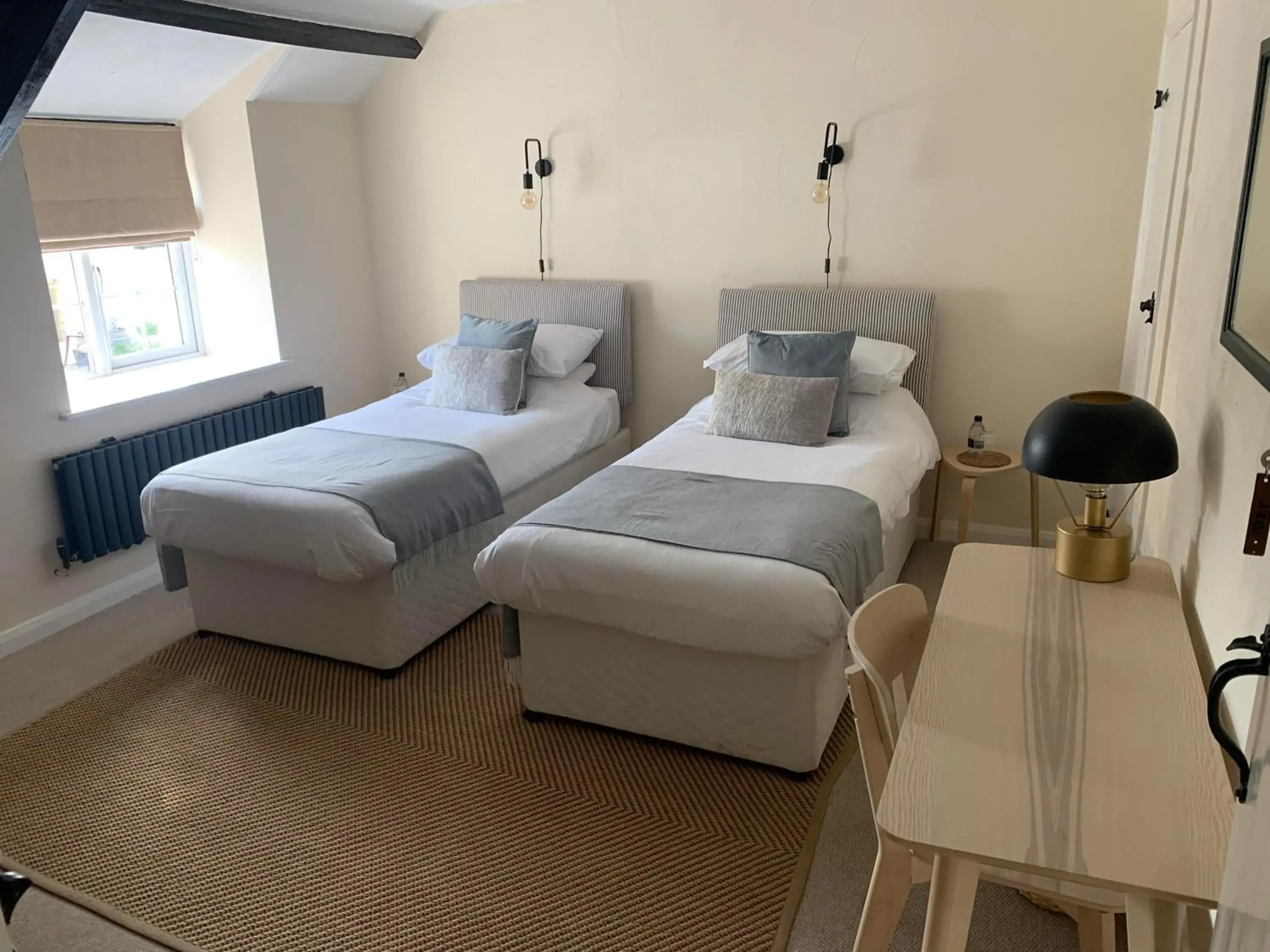 Superior Twin Room - single occupancy in Half Moon Inn Superior Twin Room - single occupancy in Half Moon Inn