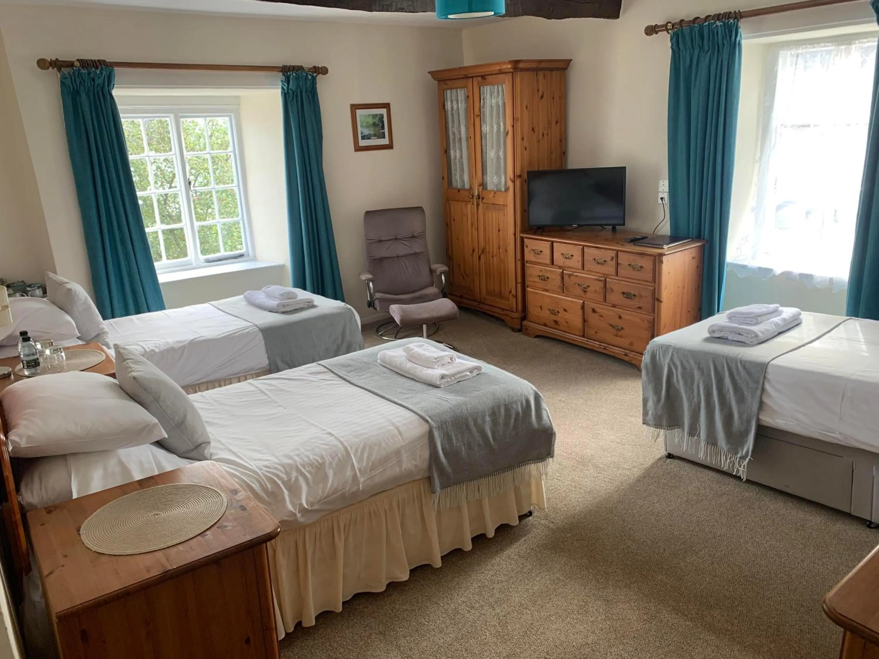 Bed in Half Moon Inn