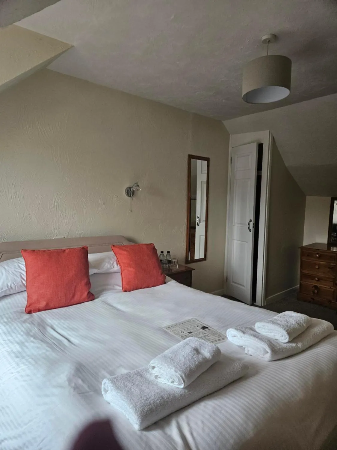 Bed in Half Moon Inn