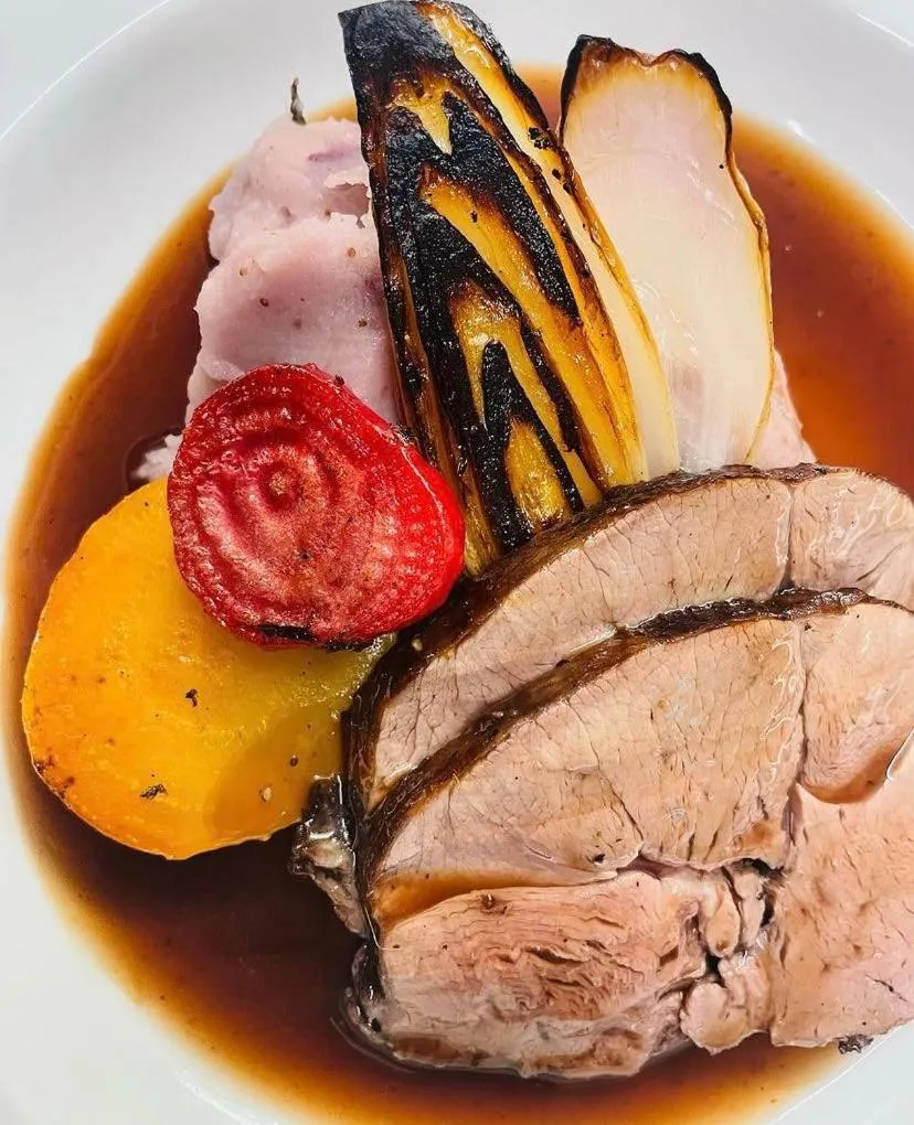 Food and drinks in Half Moon Inn