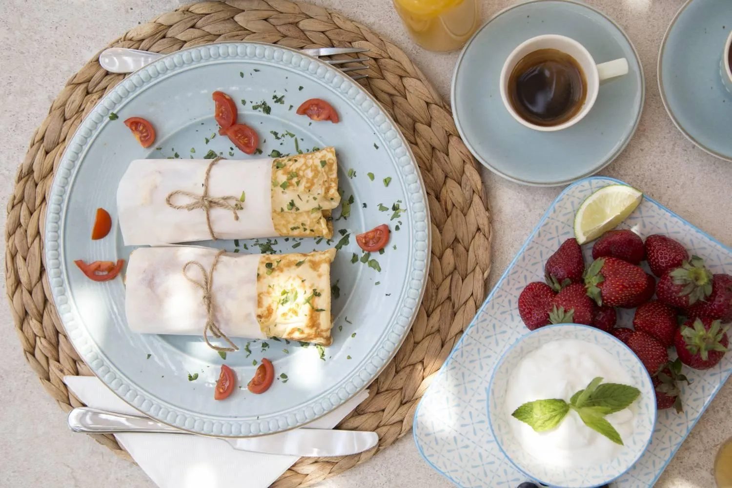 Breakfast in Hide Out Suites