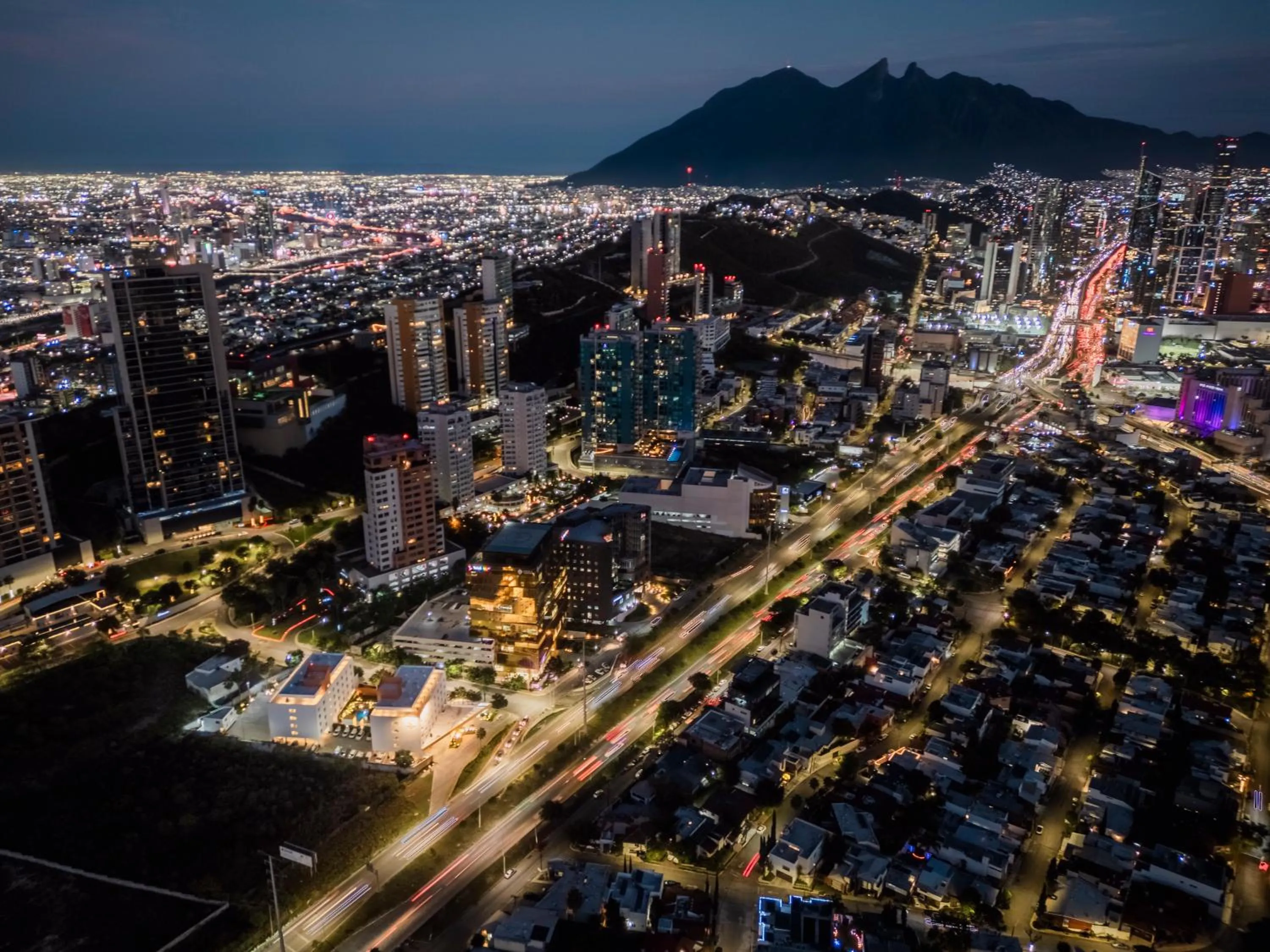 Property building in Comfort Inn Monterrey Valle