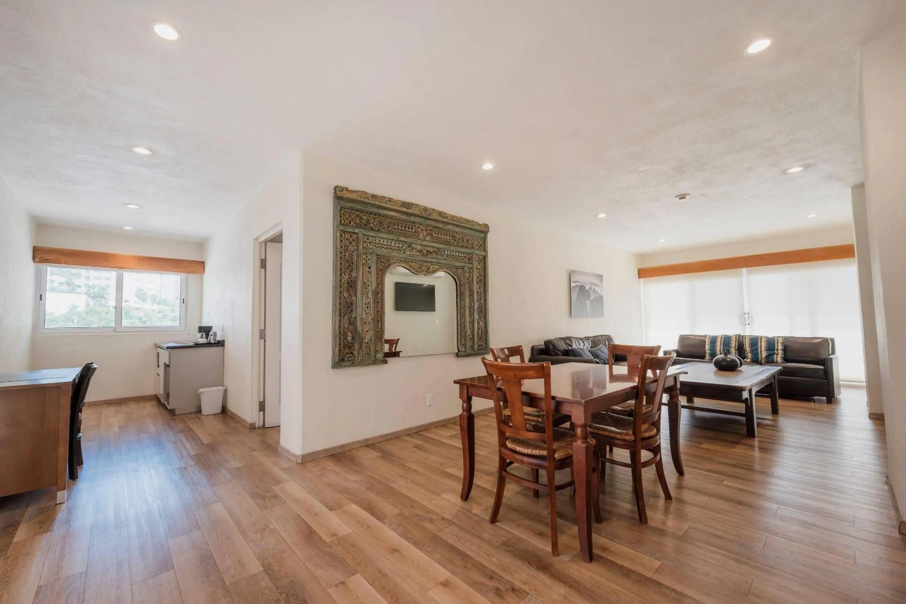 Bedroom in Comfort Inn Monterrey Valle