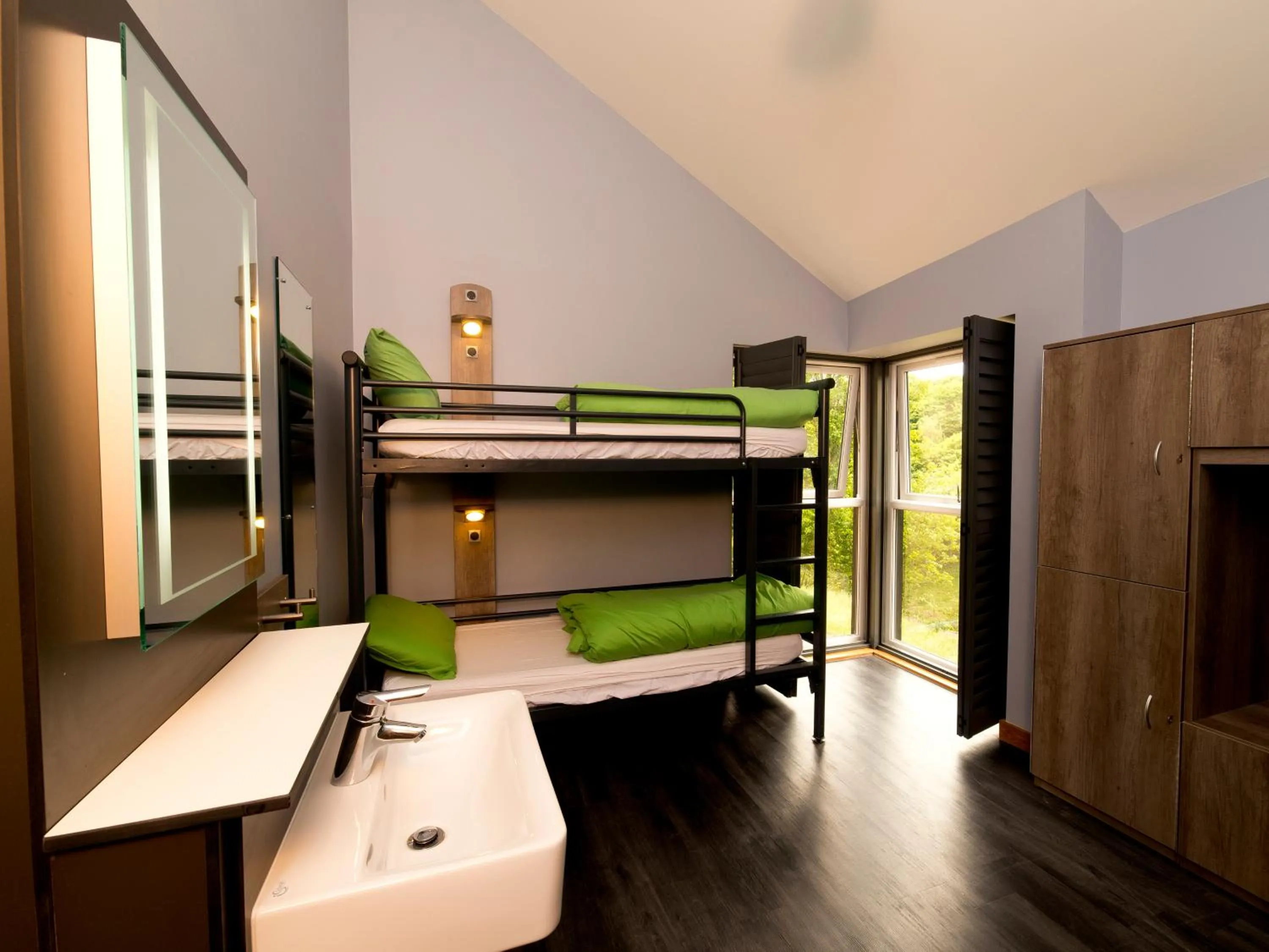 Bedroom, Bed in YHA Boggle Hole