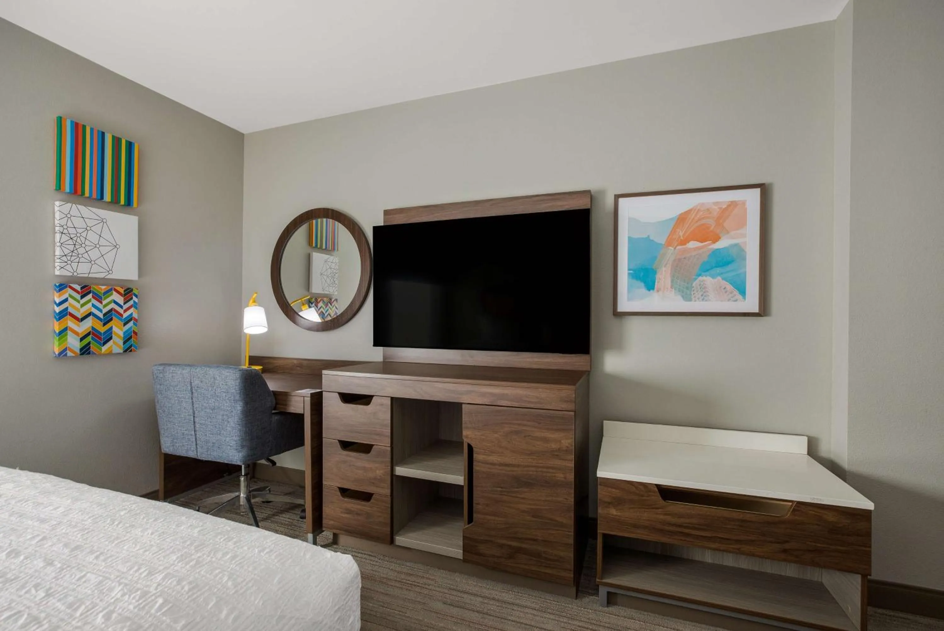 Bedroom, Bed in Hampton Inn Linden