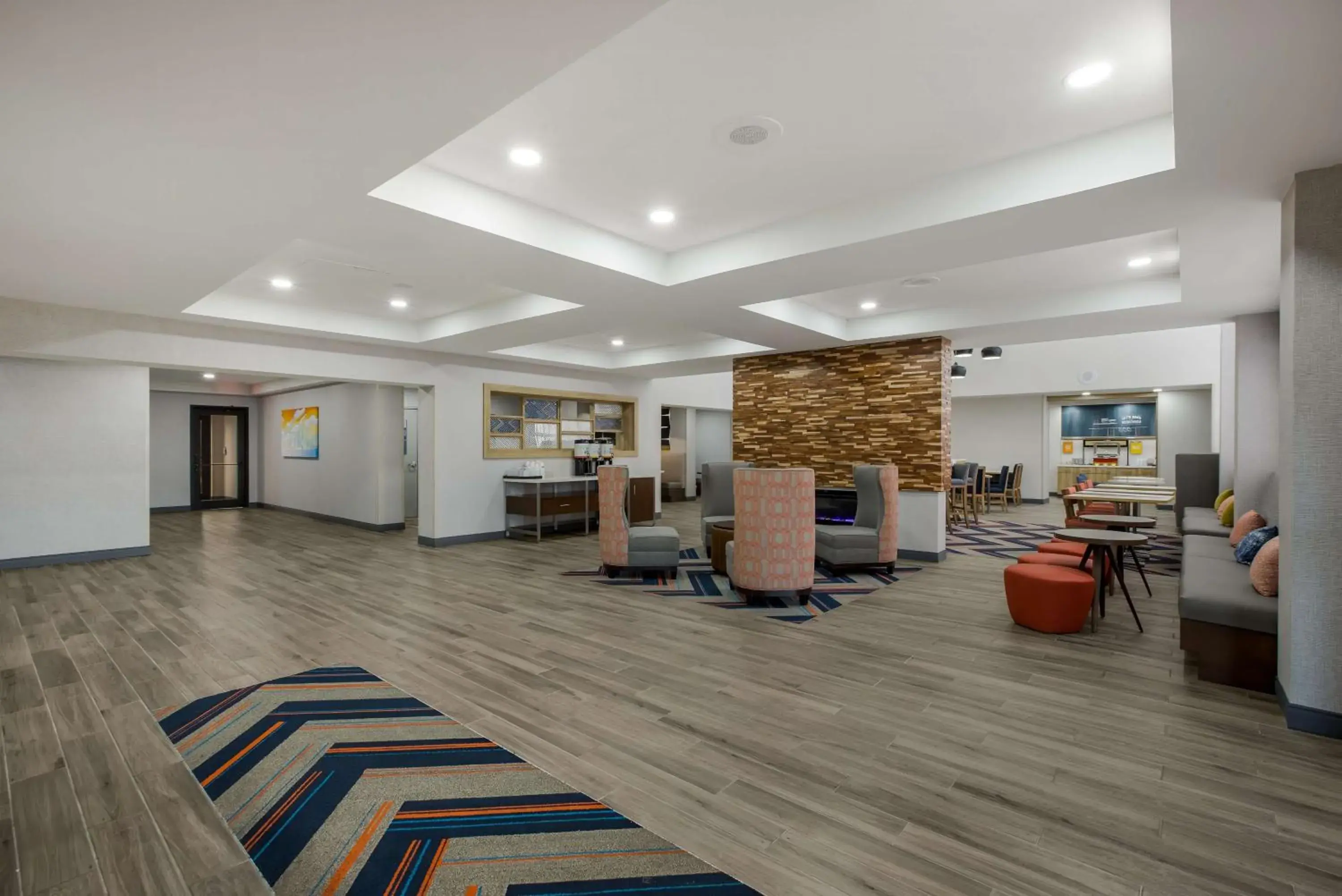 Lobby or reception in Hampton Inn Linden Lobby or reception in Hampton Inn Linden