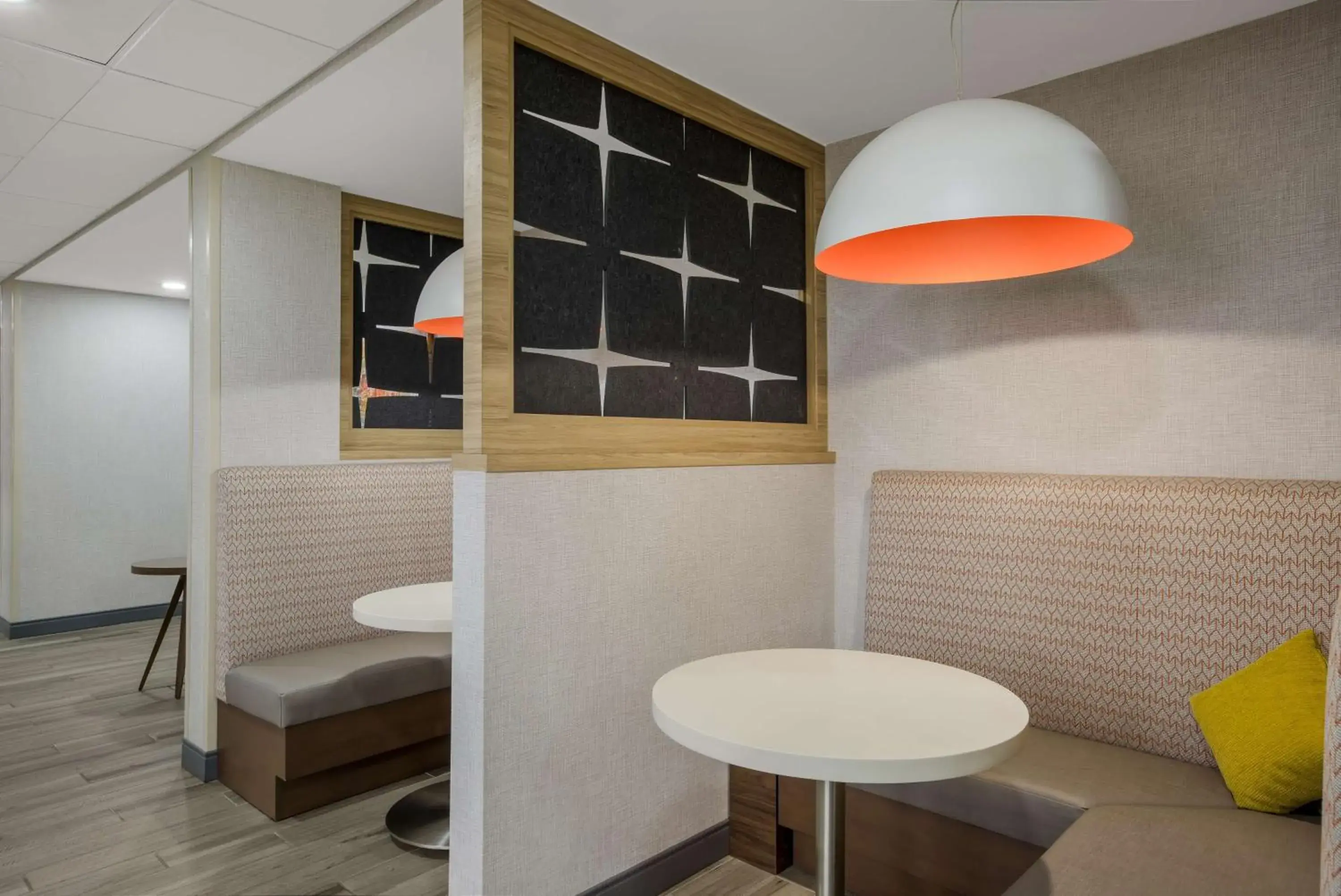 Breakfast in Hampton Inn Linden Breakfast in Hampton Inn Linden