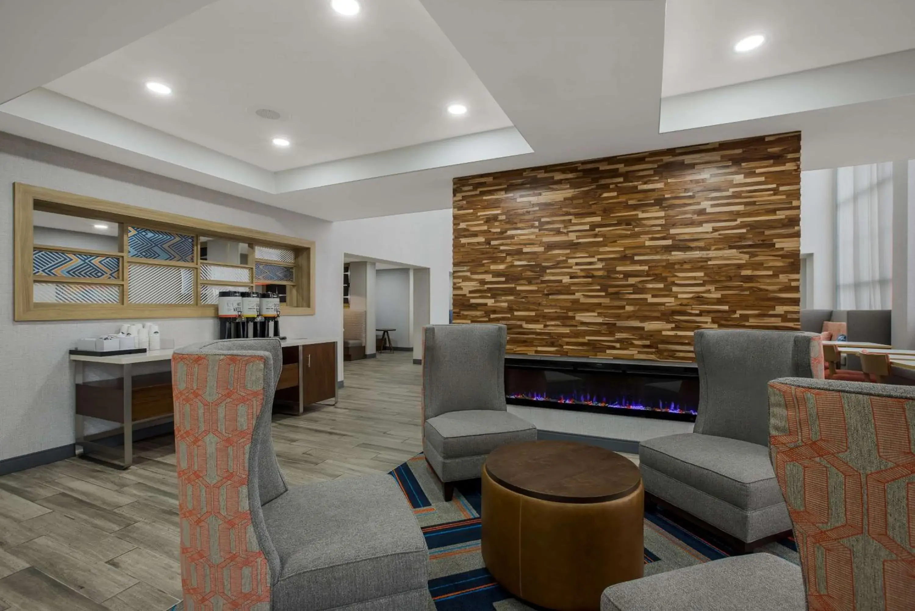 Lobby or reception in Hampton Inn Linden Lobby or reception in Hampton Inn Linden