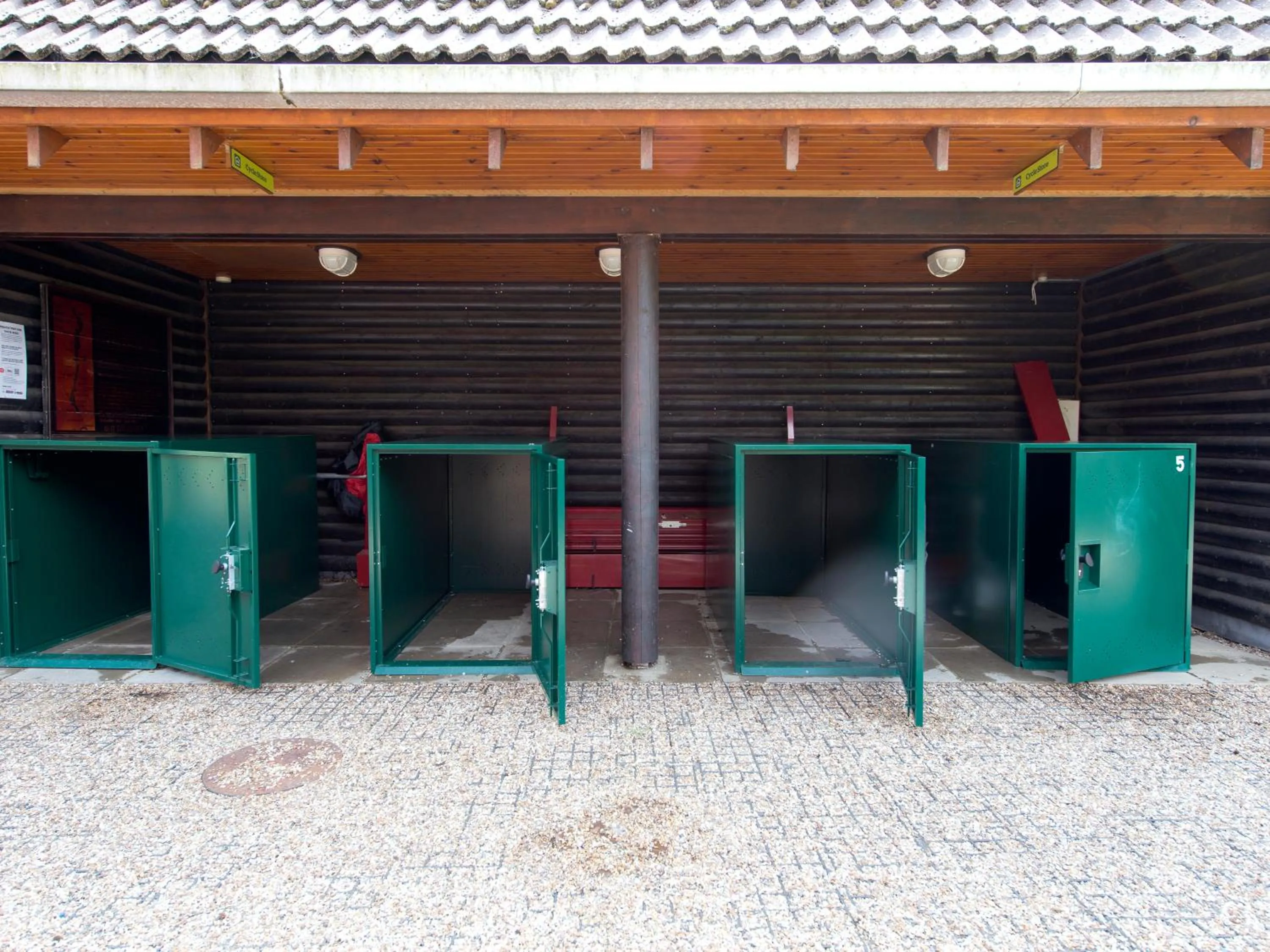 Cycling in YHA London Lee Valley