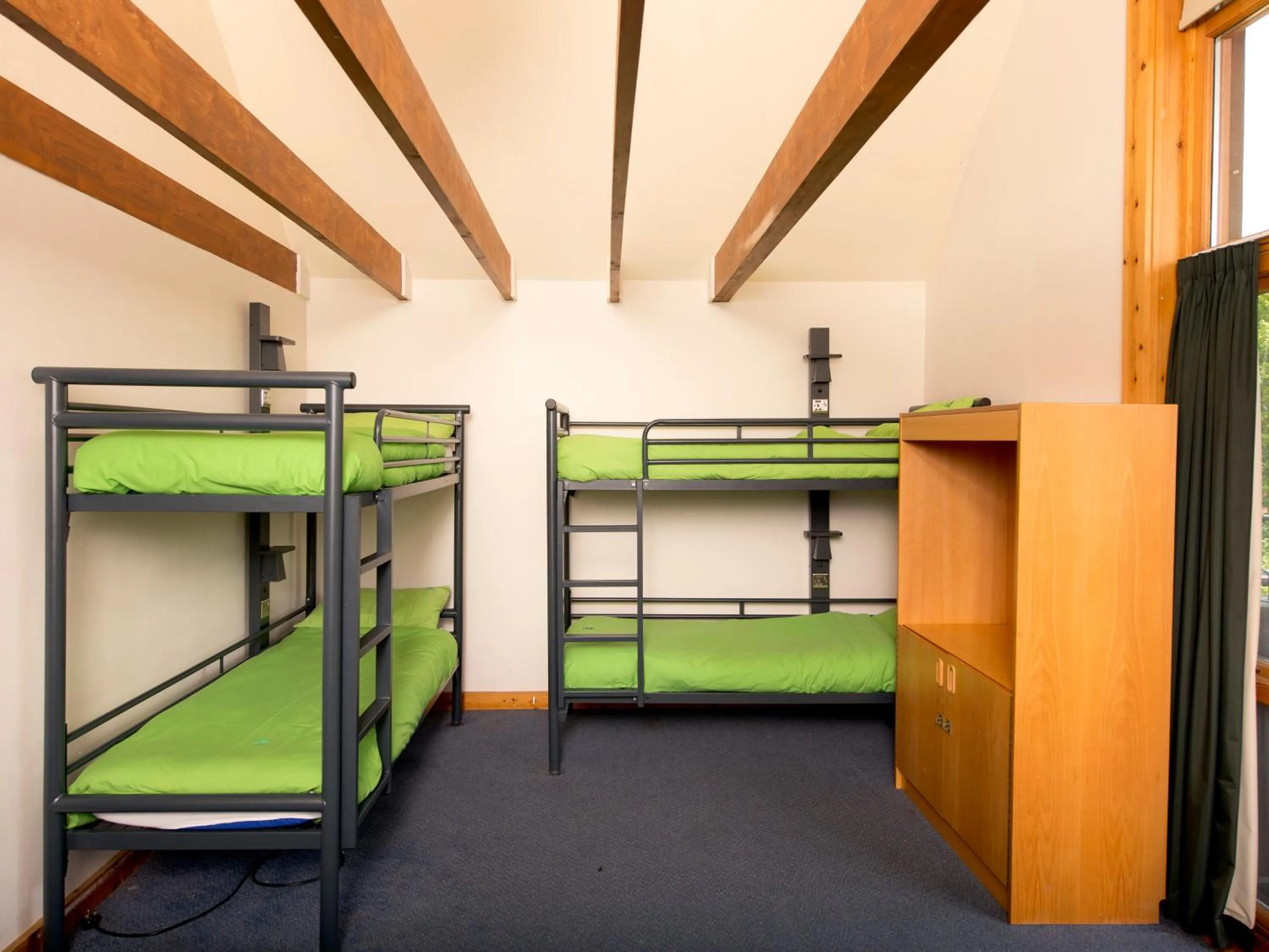 Bedroom, Bed in YHA London Lee Valley