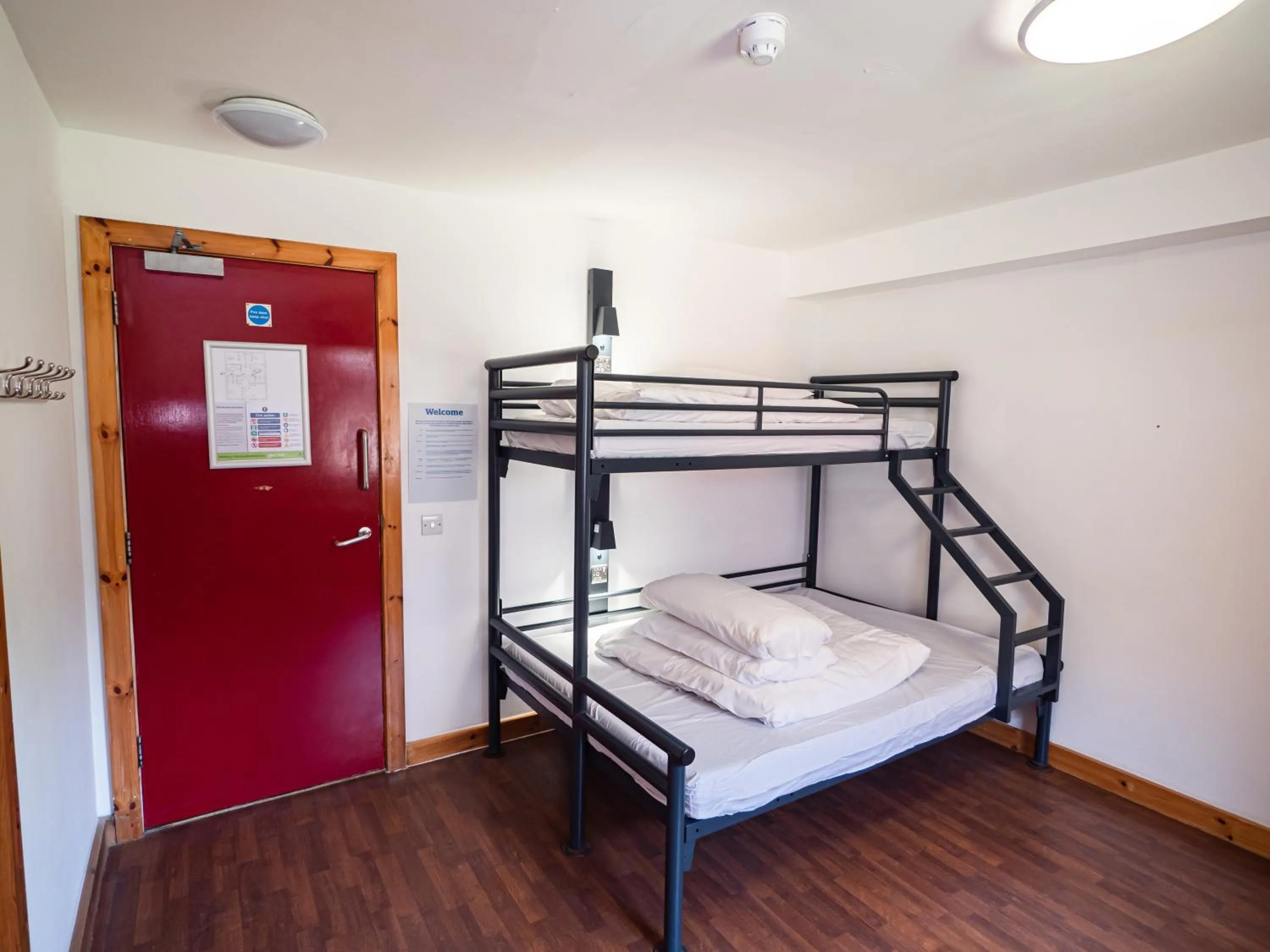 Bedroom, Bed in YHA London Lee Valley