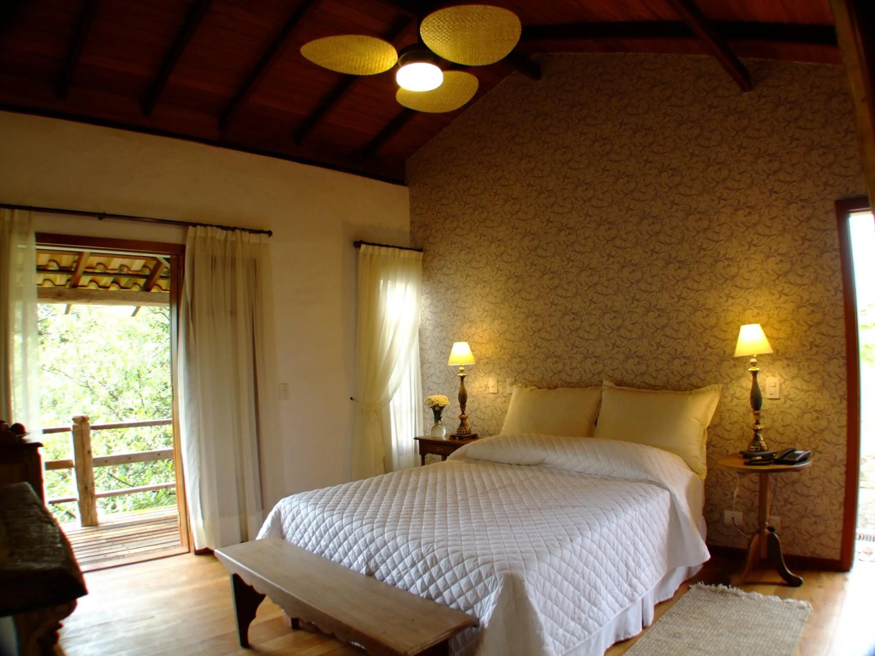 Luxury Room in Lis Bleu Pousada