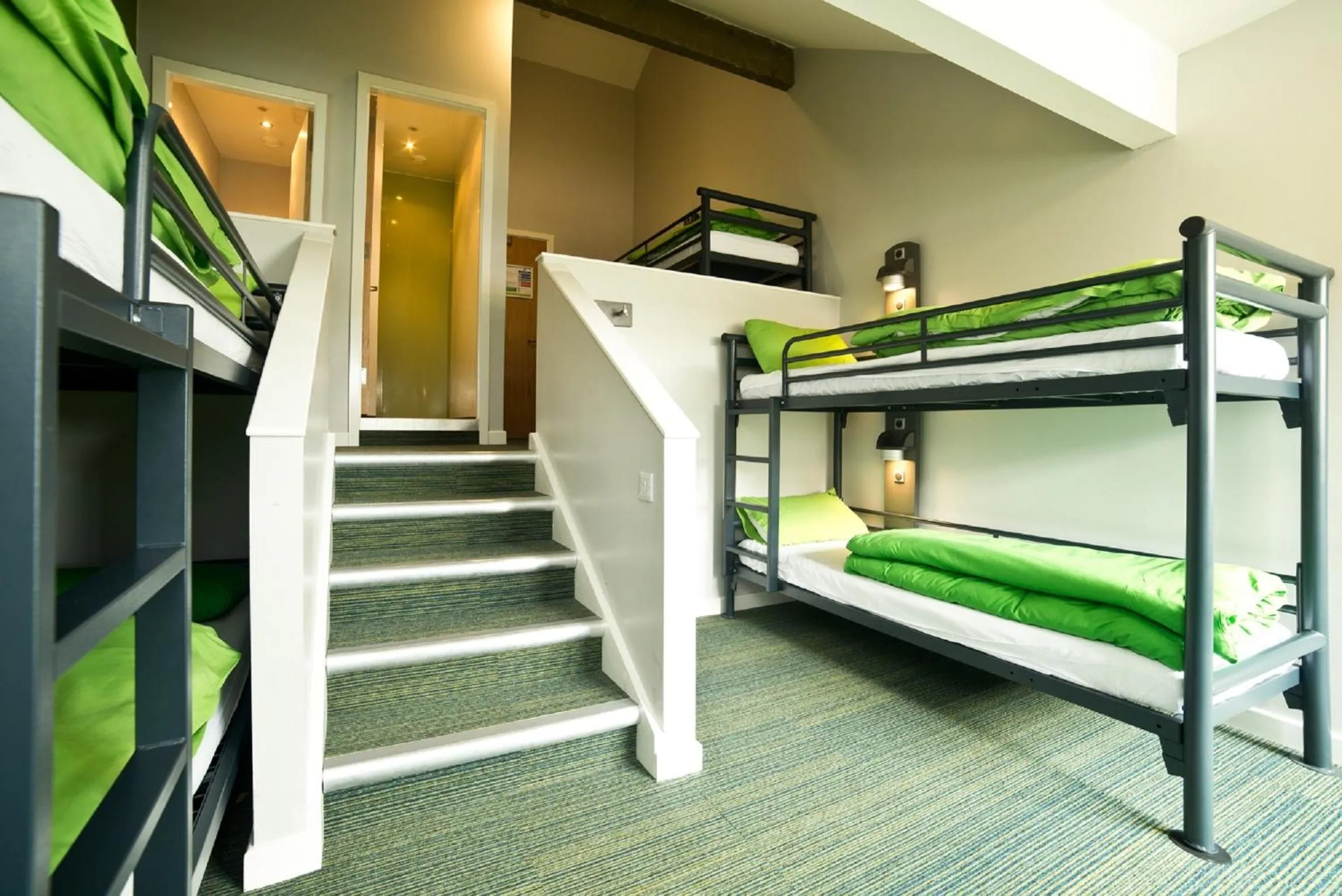 bunk bed, Bed in YHA Snowdon Pen-y-Pass