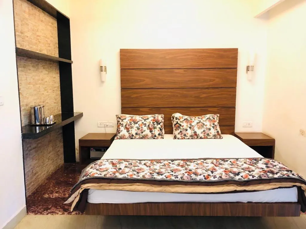 Bed in Le Magnifique