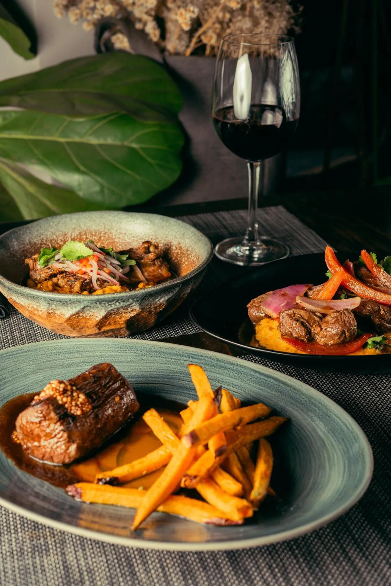 Restaurant/places to eat in Santa Teresita Boutique Hotel