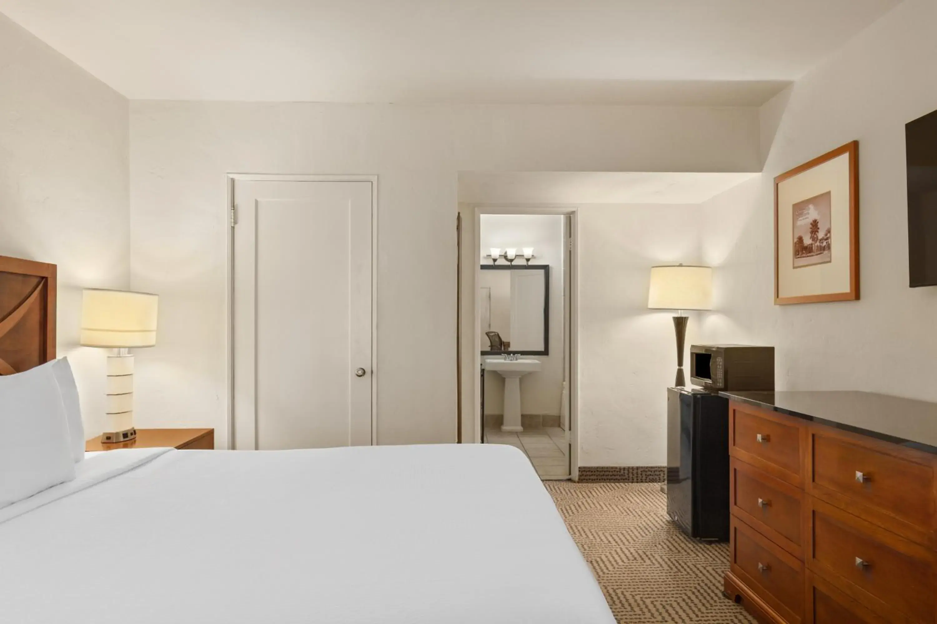 Bedroom, Bed in Historic Coronado Motor Hotel by OYO Bedroom, Bed in Historic Coronado Motor Hotel by OYO